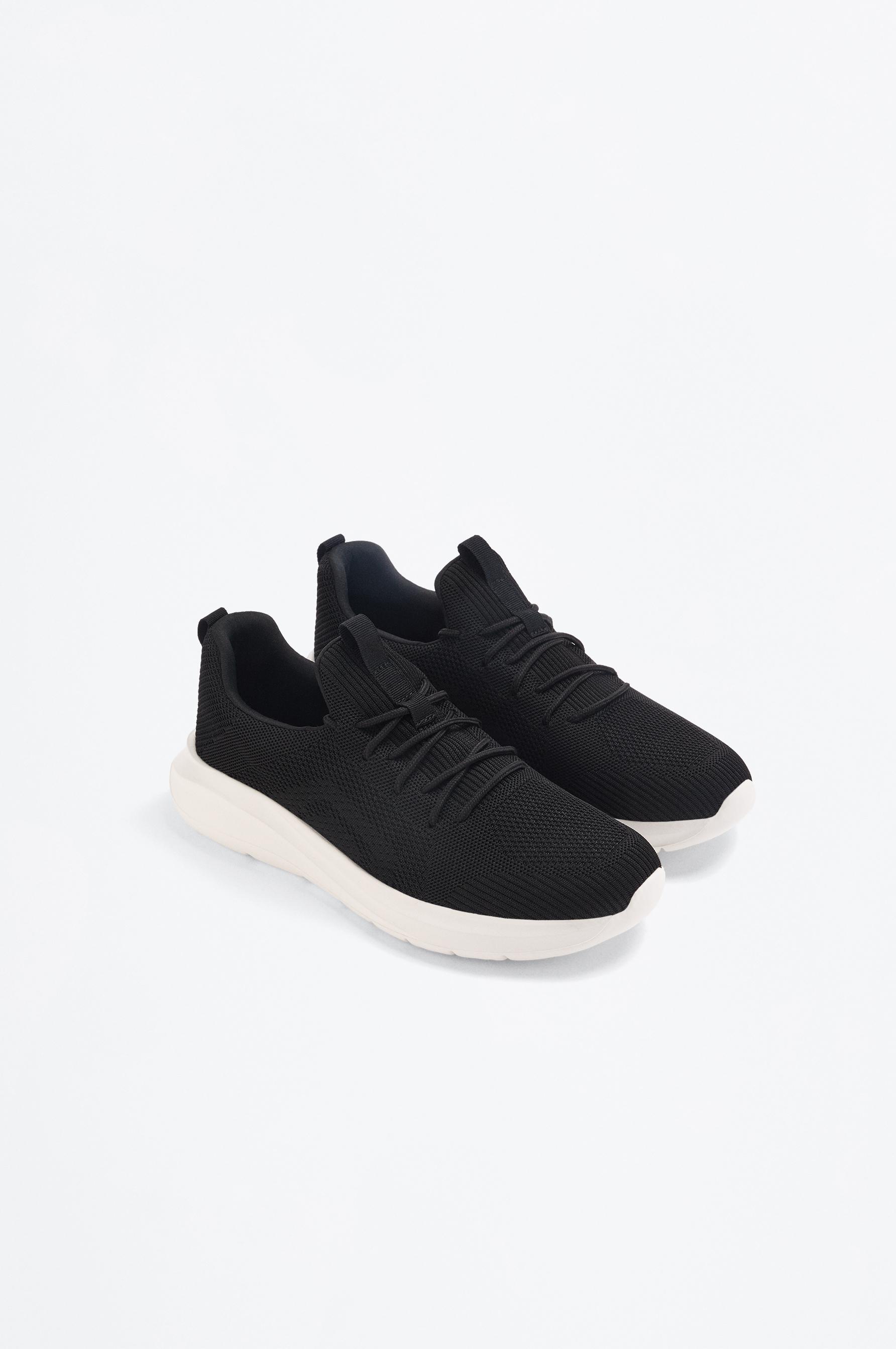 Multi-activity sports shoe — BLACK