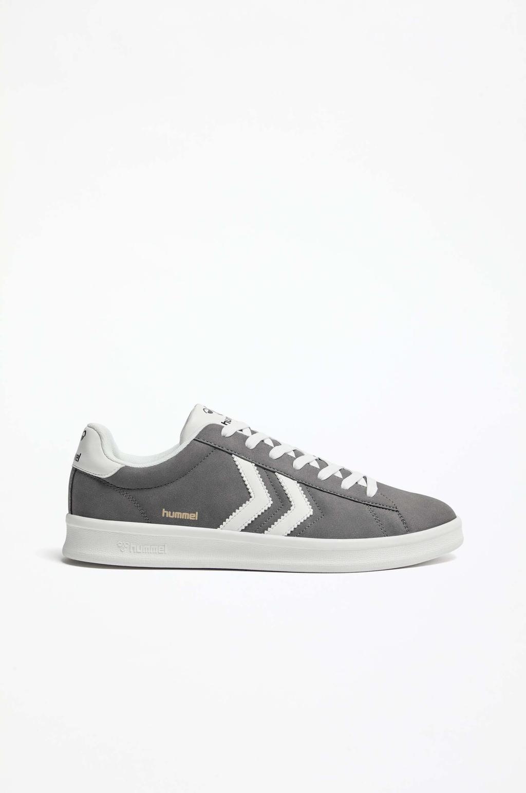 Zapatilla street Hummel