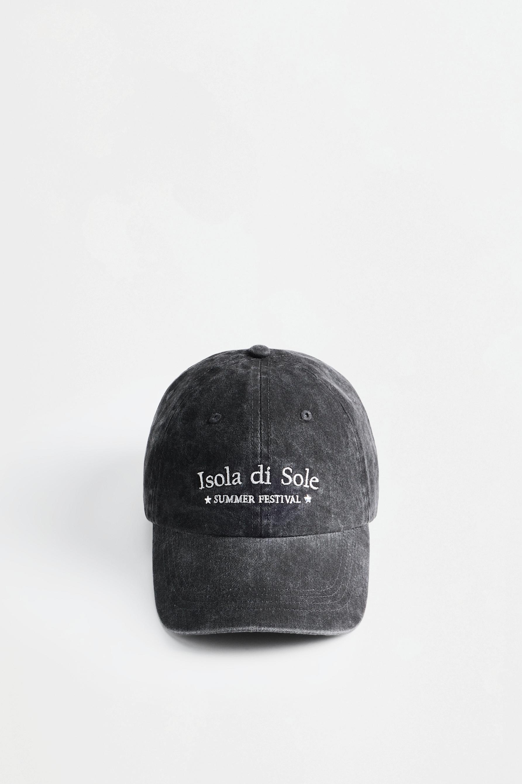 Embroidered cap — BLACK