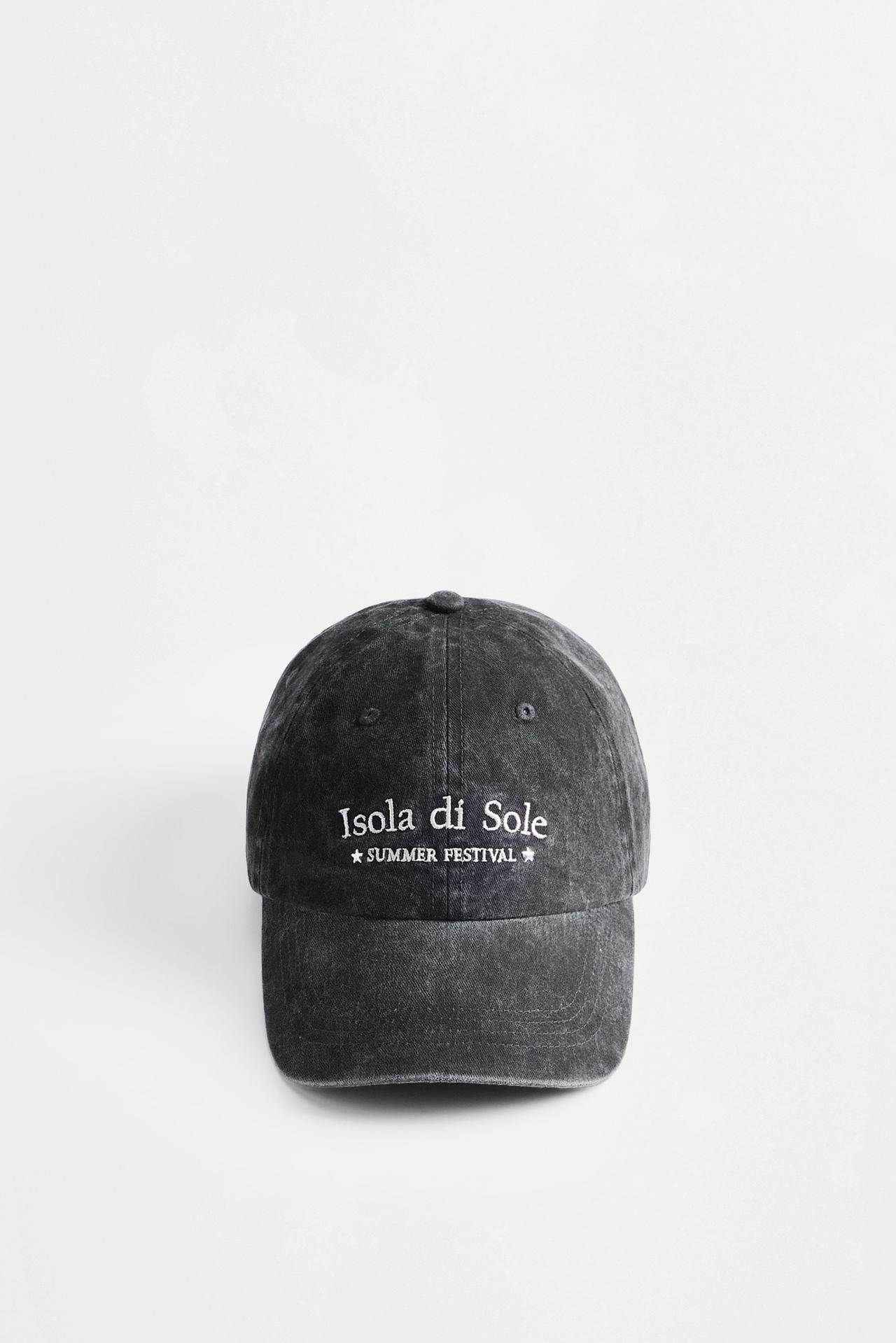 Embroidered cap — BLACK