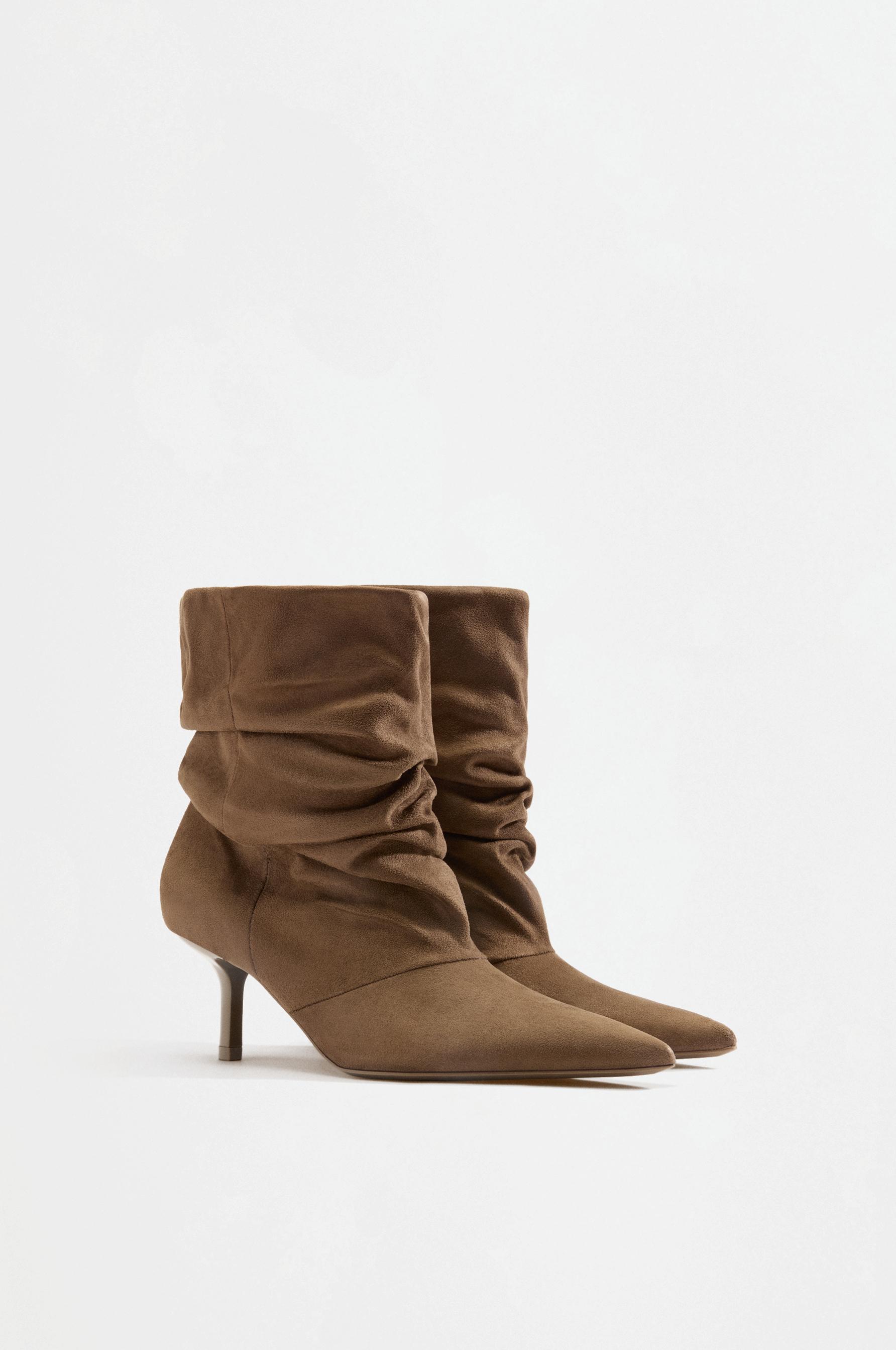 Slouchy ankle boots — BROWN