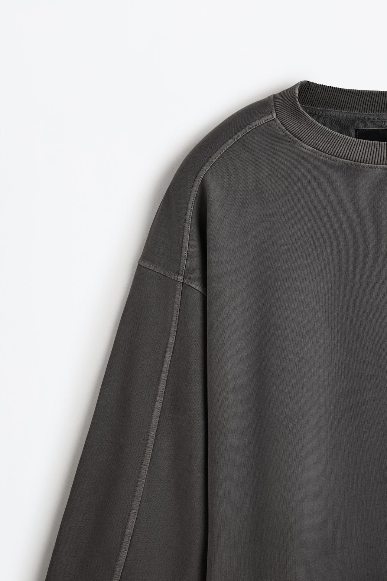 Washed-effect sweatshirt — BLACK