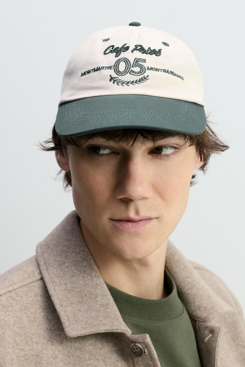 Șapcă broderie contrastantă