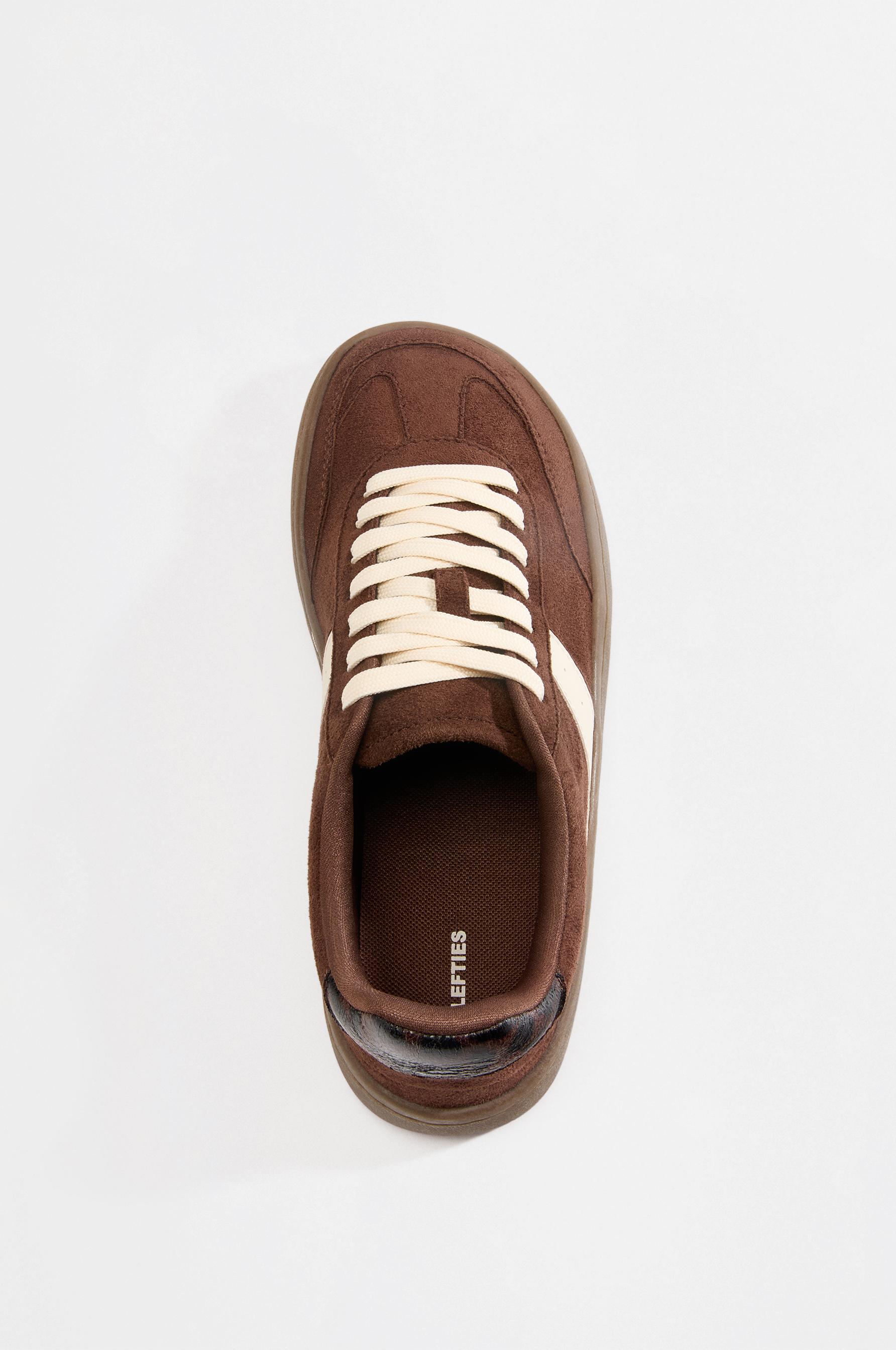 Barefoot sneakers — BROWN