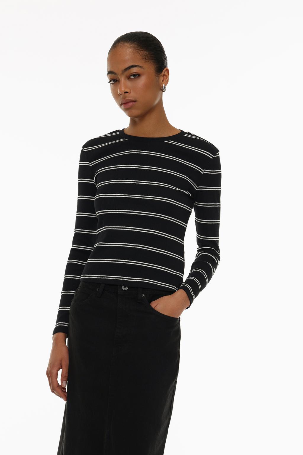 Long sleeve striped T-shirt