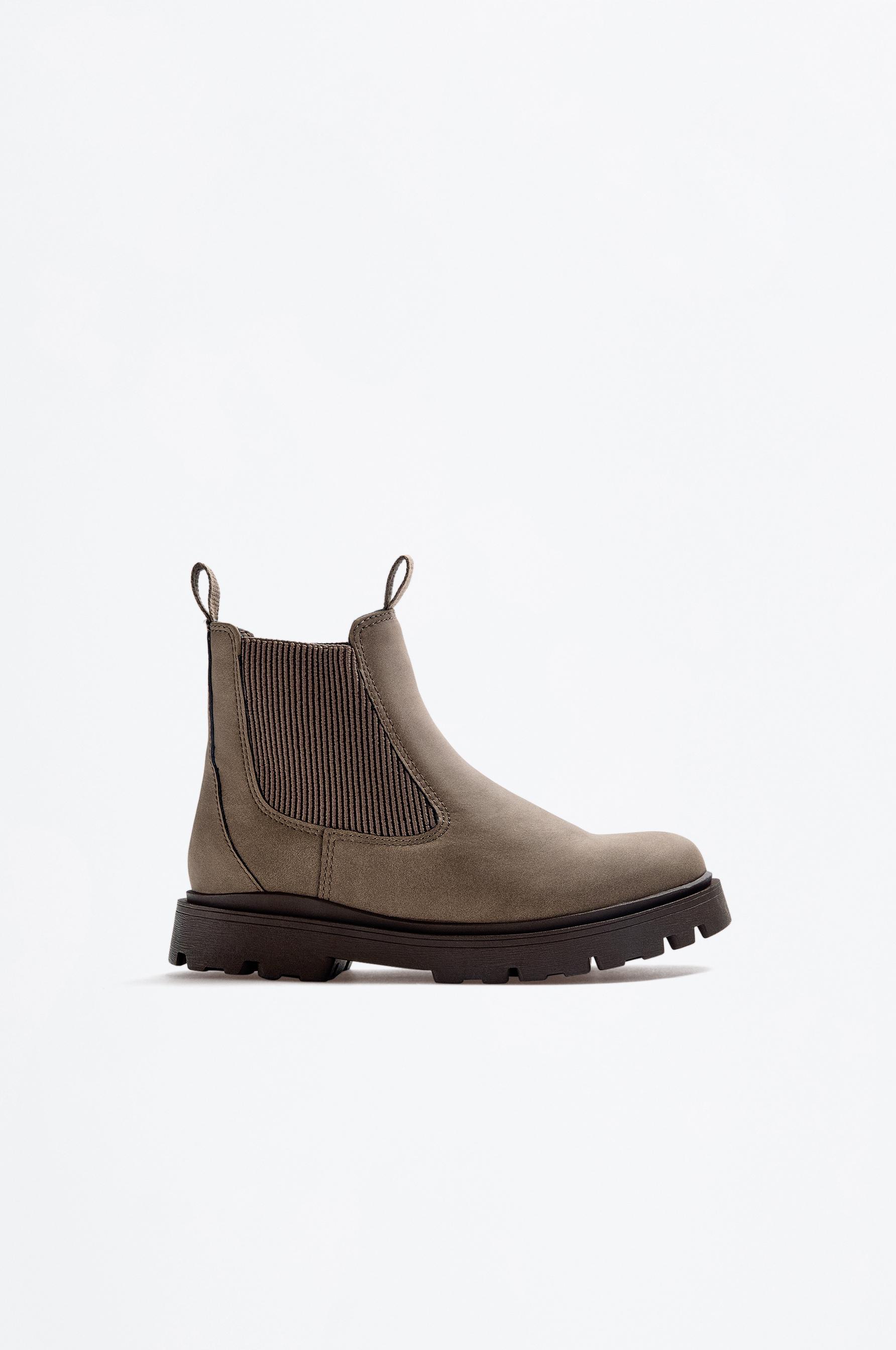 Chelsea boots — BROWN
