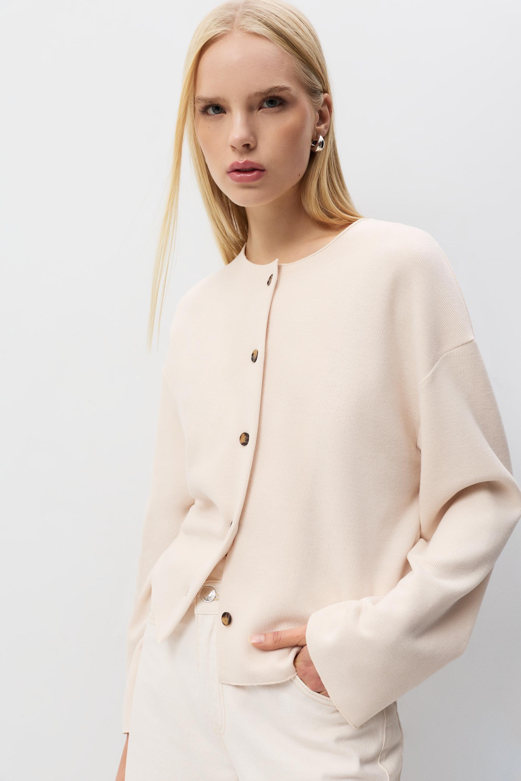 Chaqueta punto cortado