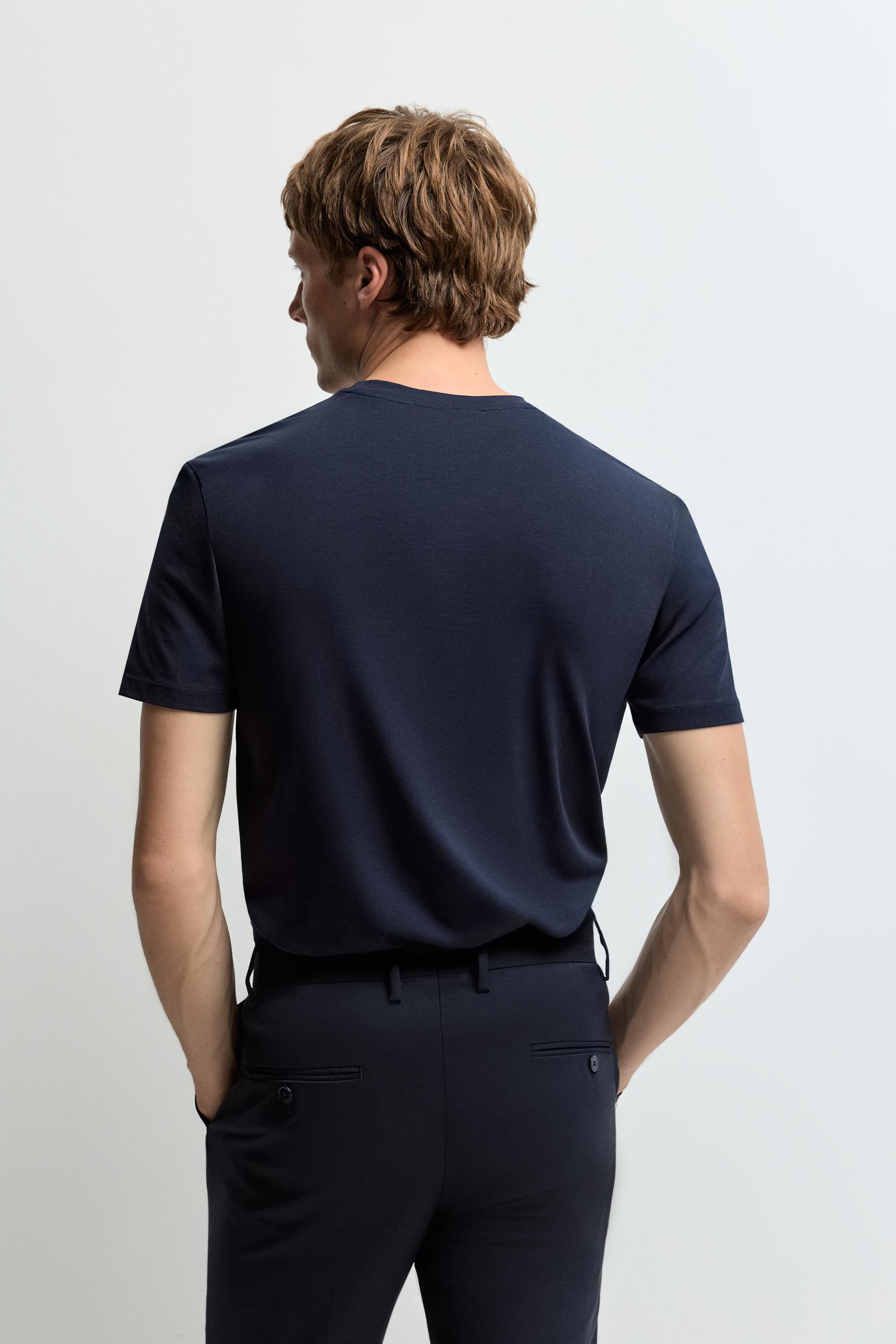 Soft slim fit T-shirt — NAVY