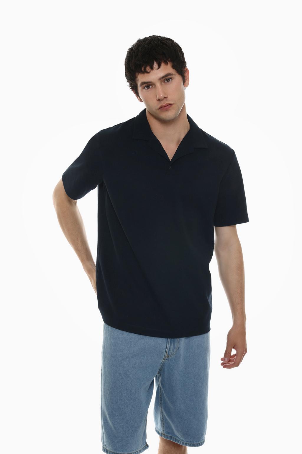 Textured polo shirt