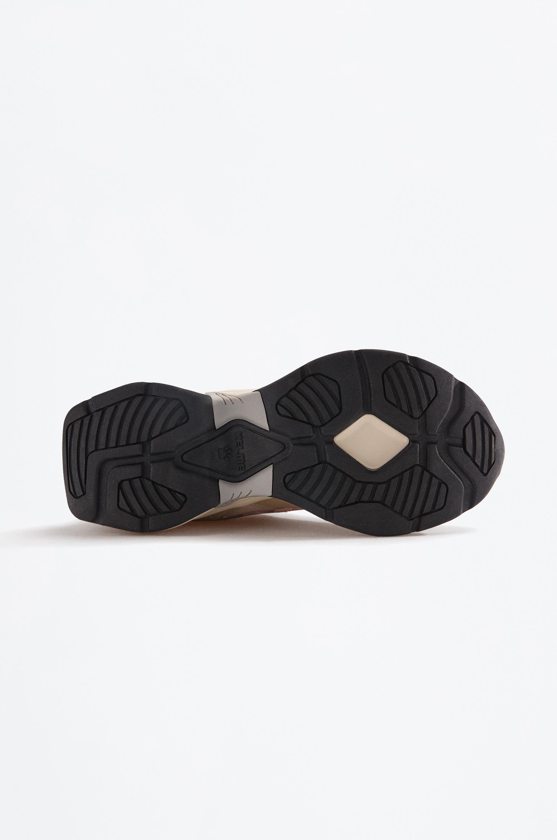 Kelme chunky sneakers — OTHERS