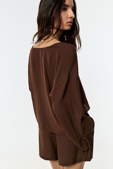 Textured tie-front shirt — OCHRE 3
