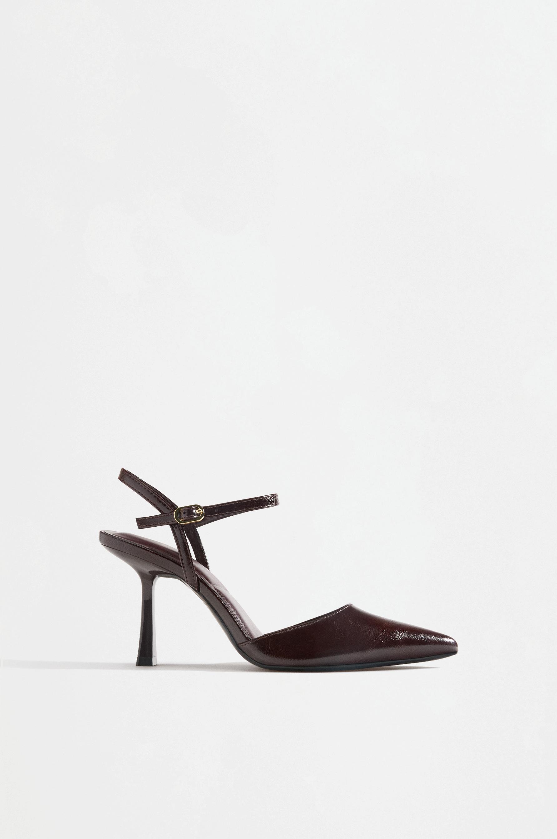 High-heel shoes — BURGUNDY