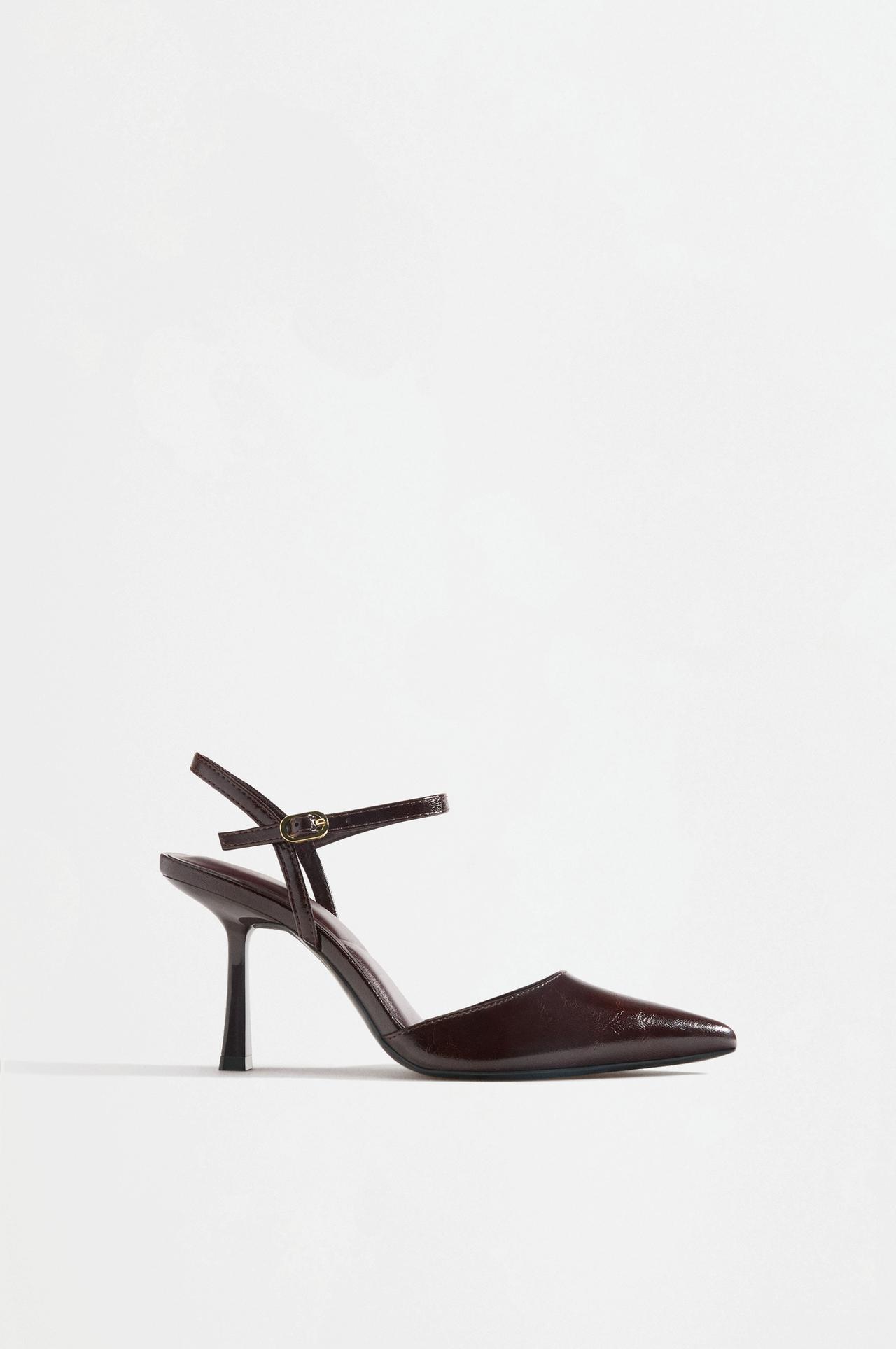 High-heel shoes — BURGUNDY