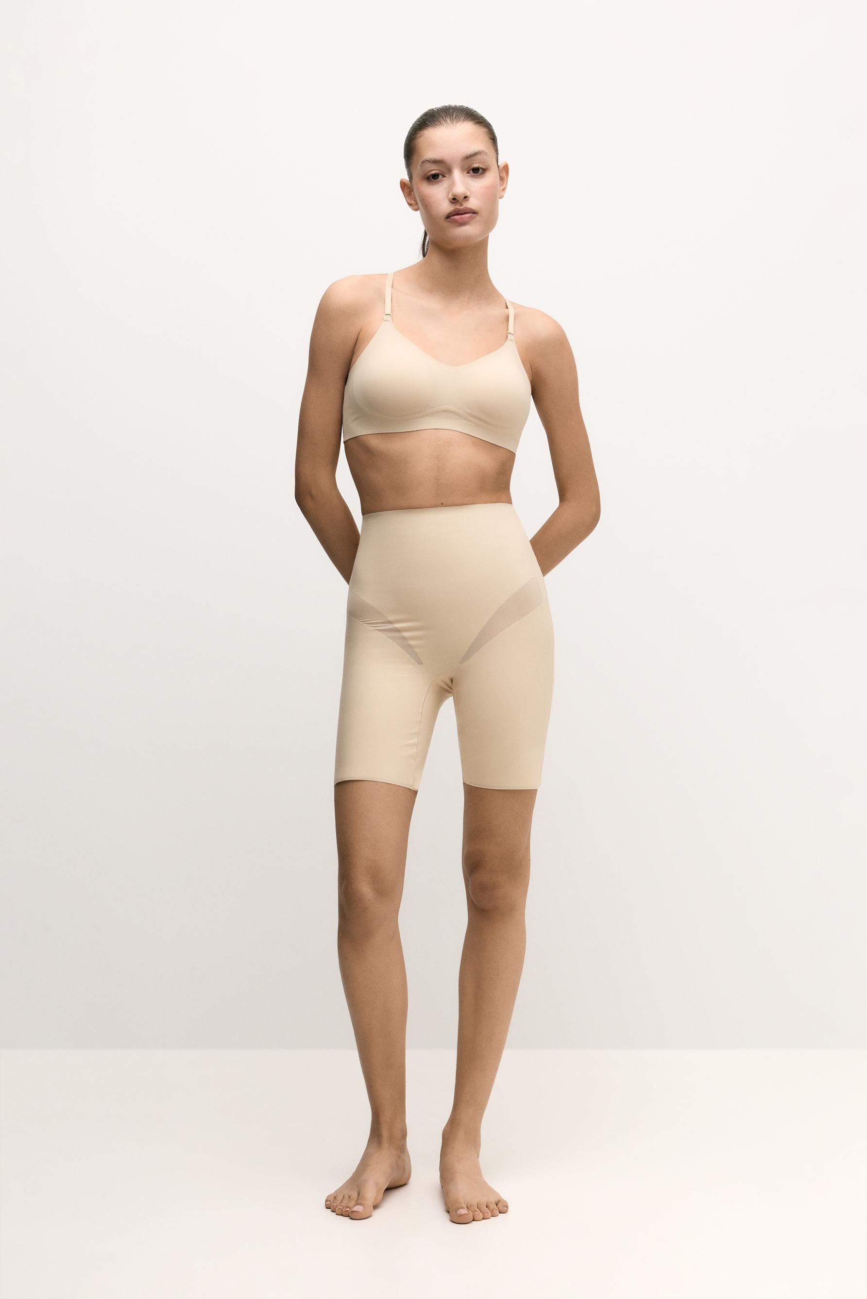 Shapewear cycling shorts — ECRU