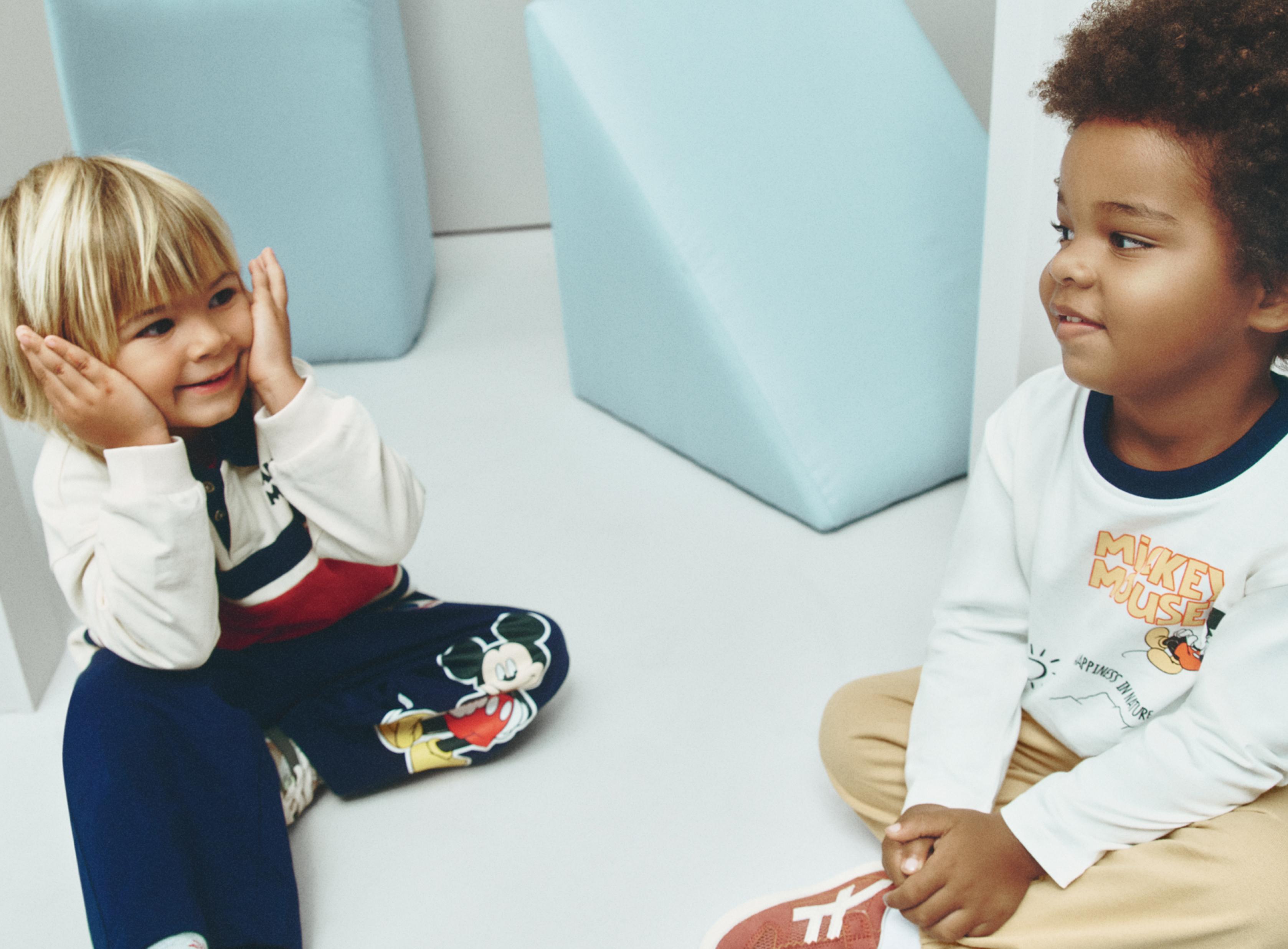 Mickey Mouse ©Disney T-shirt and plush trousers set — WHITE/WHITE