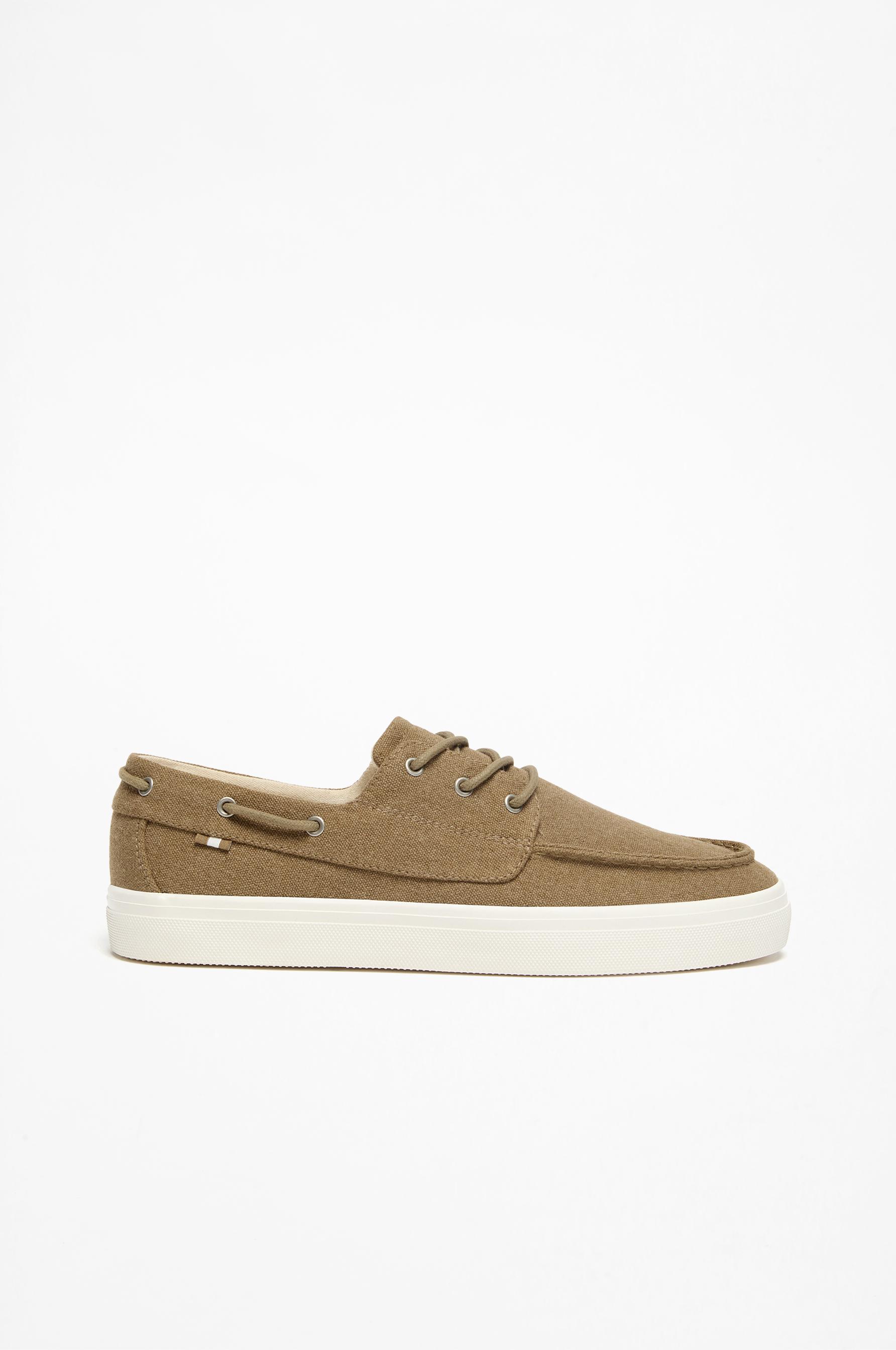 Sapatilhas estilo sapatos de vela