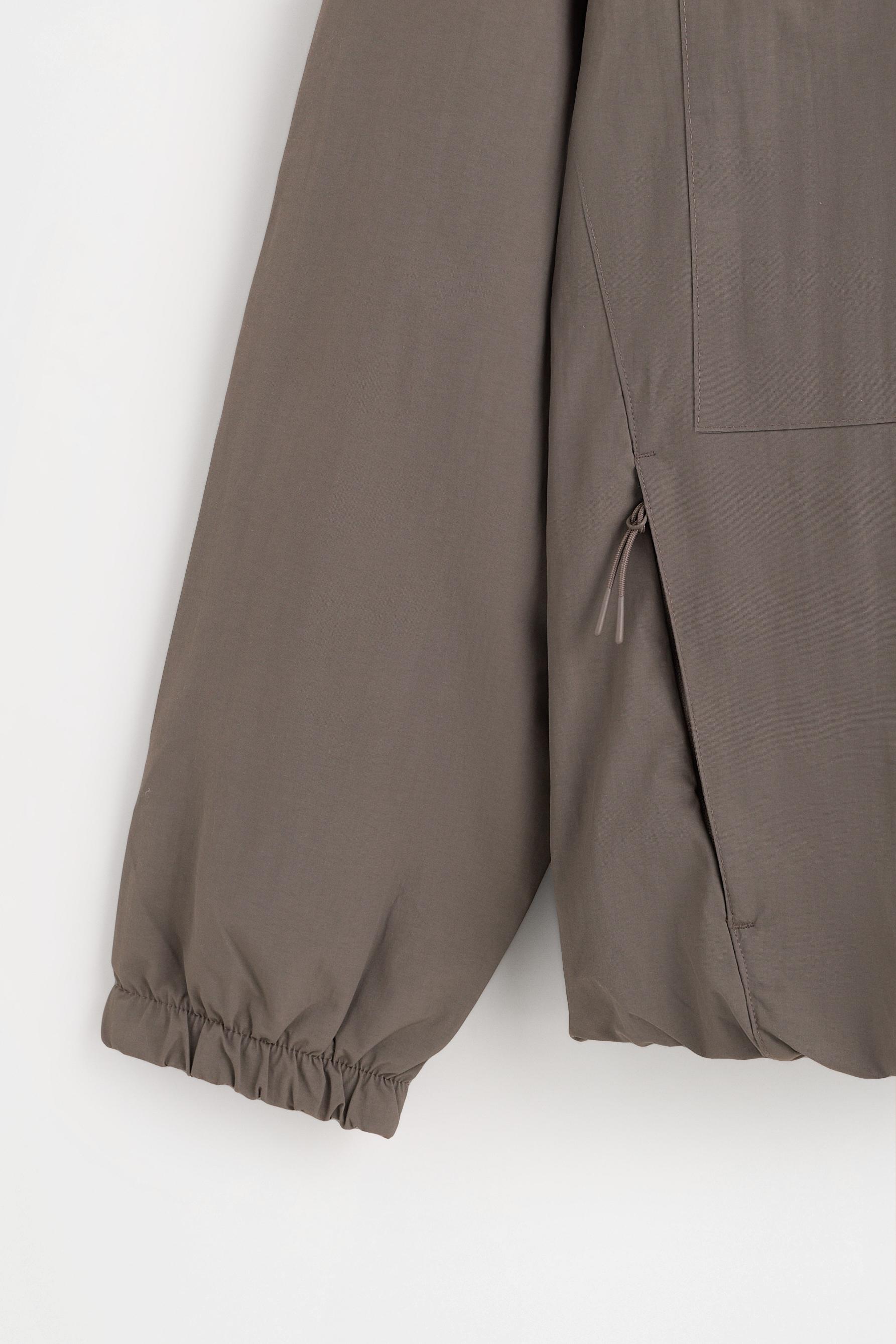 Windbreaker jacket — BROWN