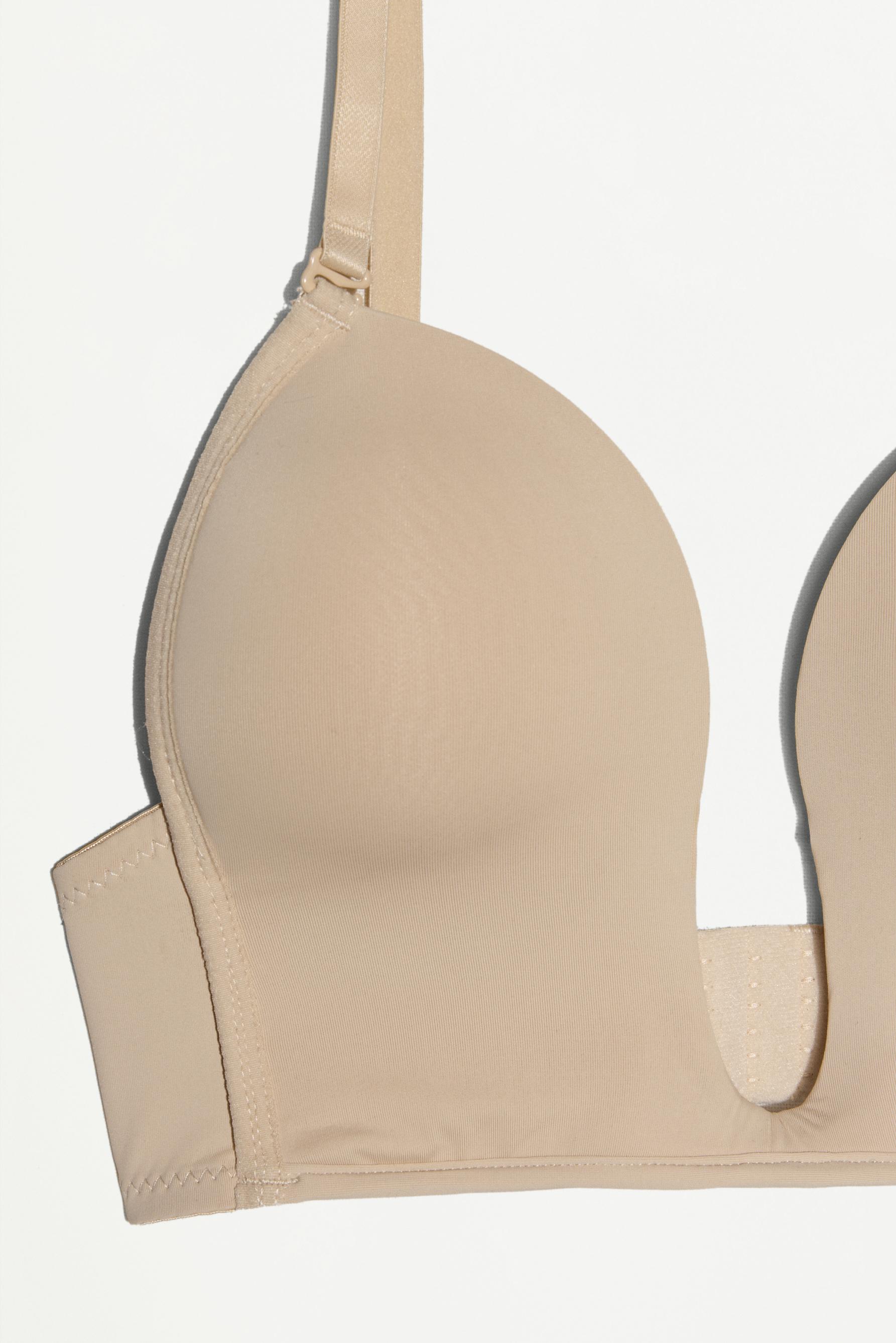 Extra plunging pre-shaped bra — ECRU
