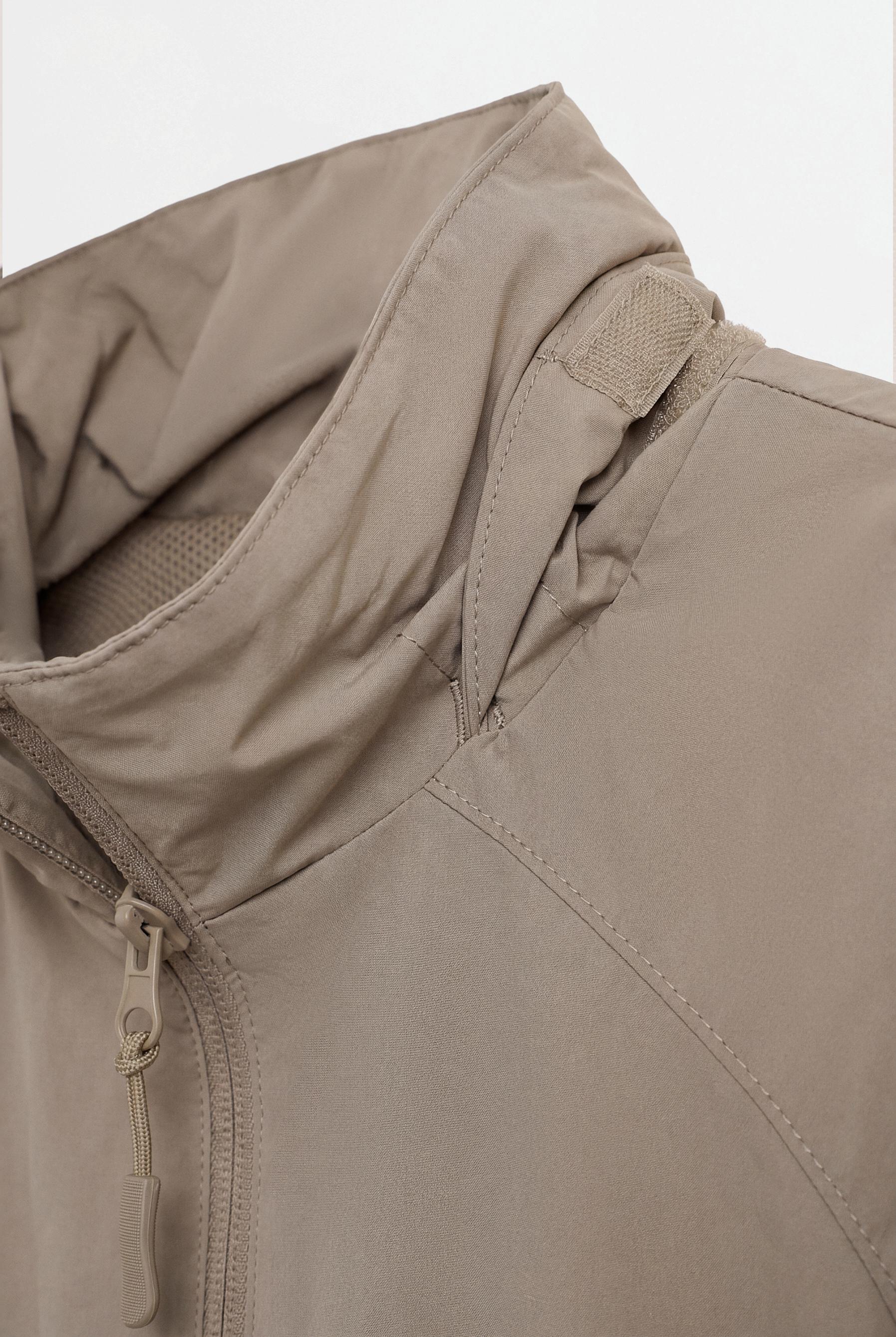 High neck windbreaker — VANILLA