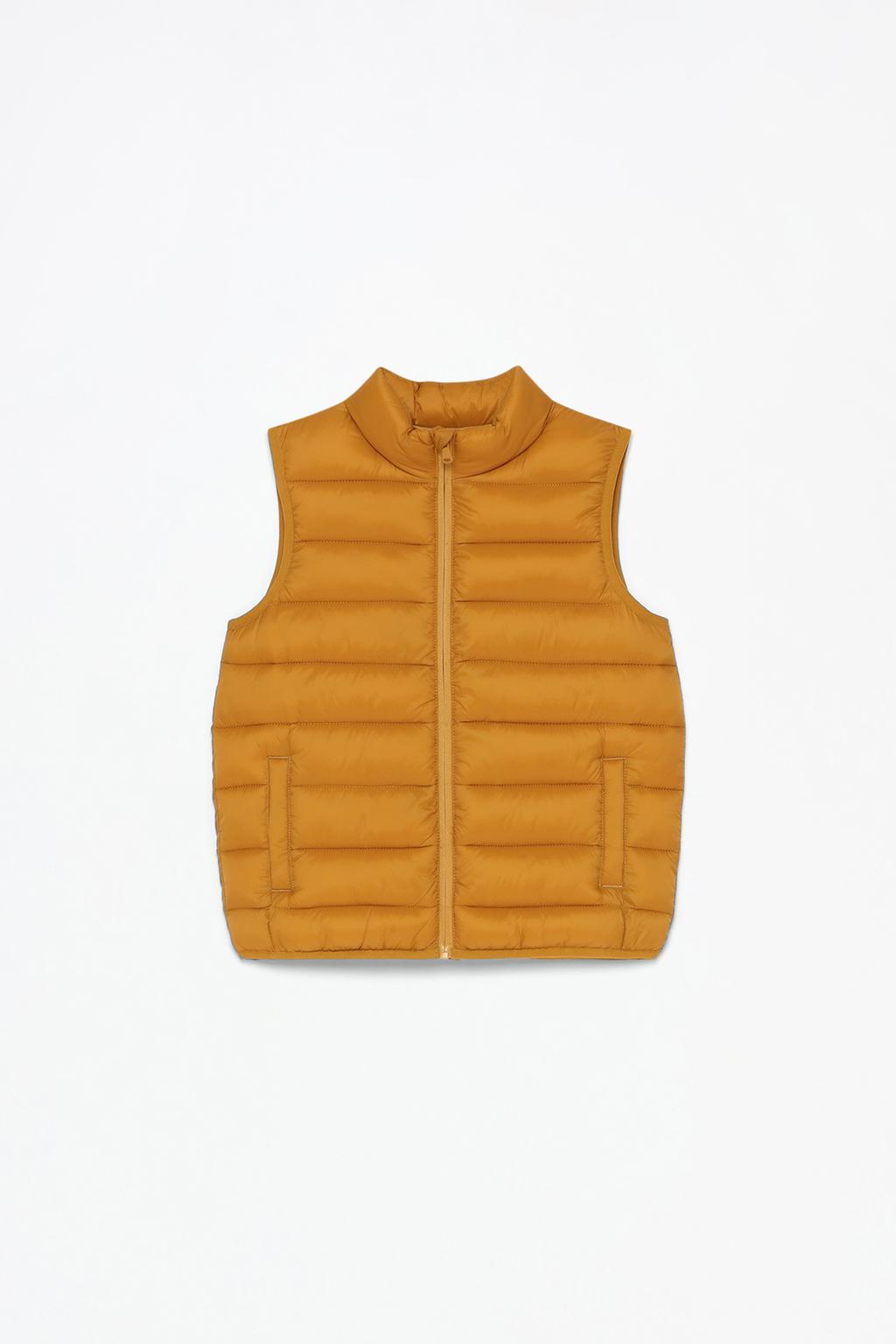 Lightweight puffer gilet