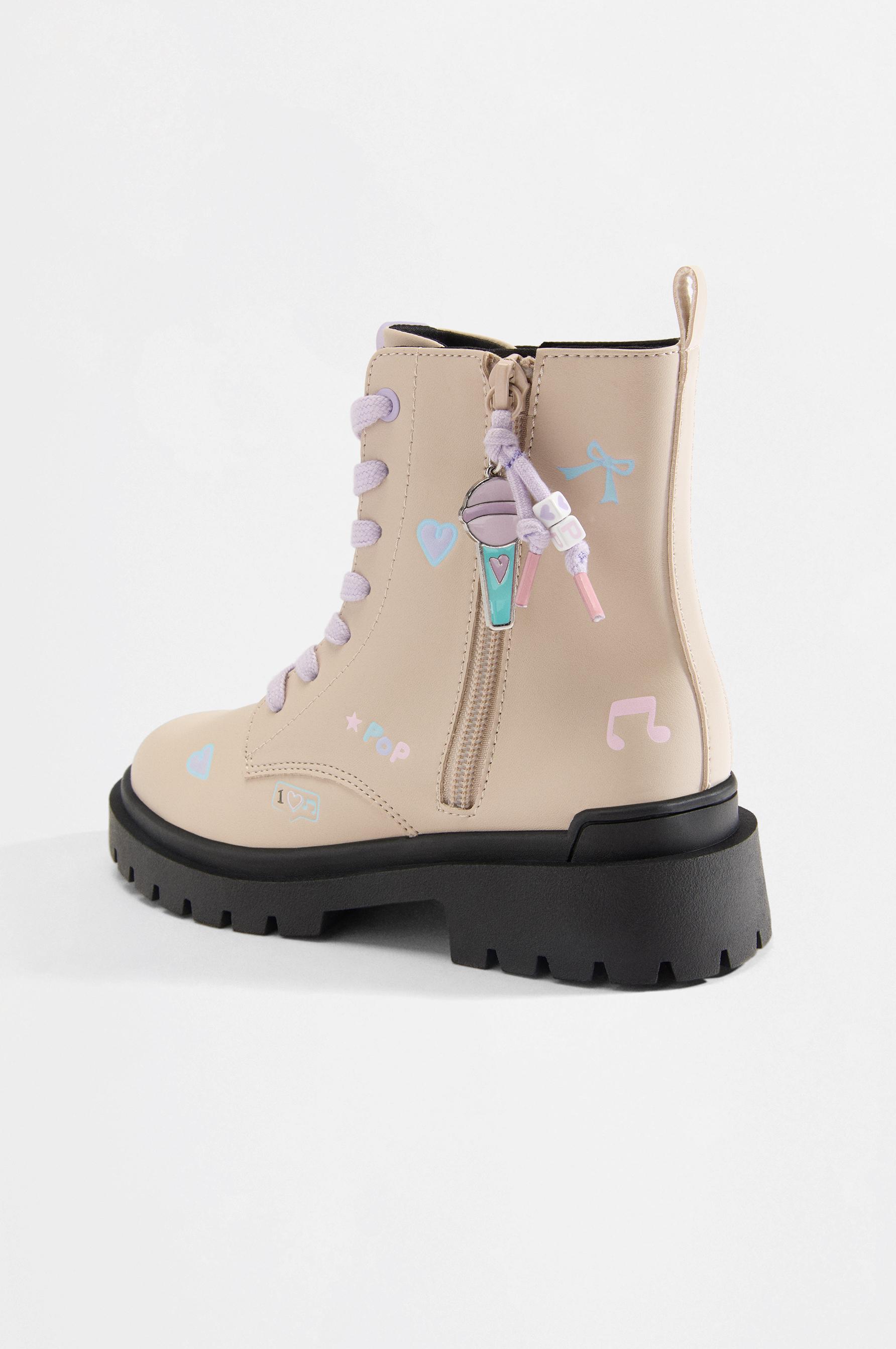 Pop track boots — WHITE