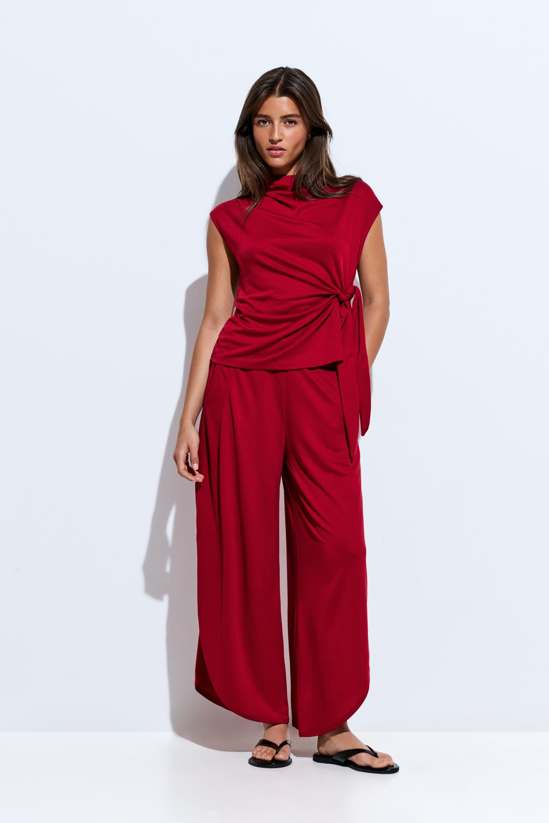 Split detail culottes — RED