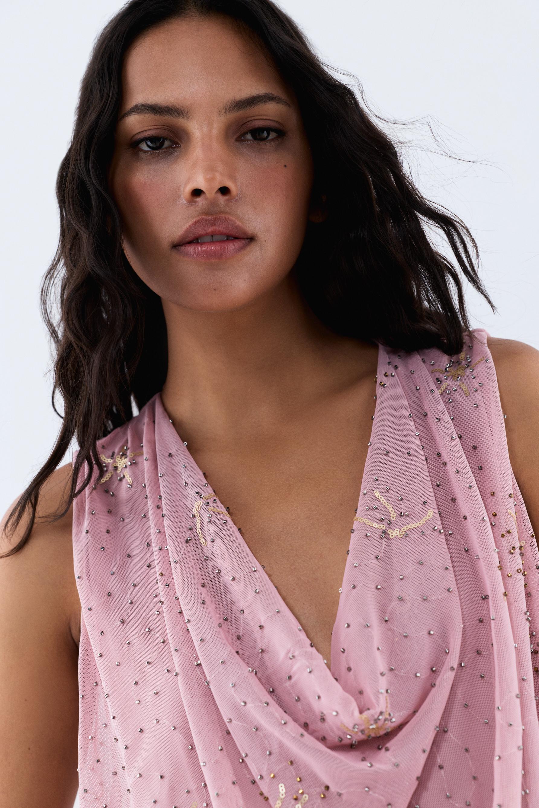 Rhinestone embroidered bodysuit — PINK