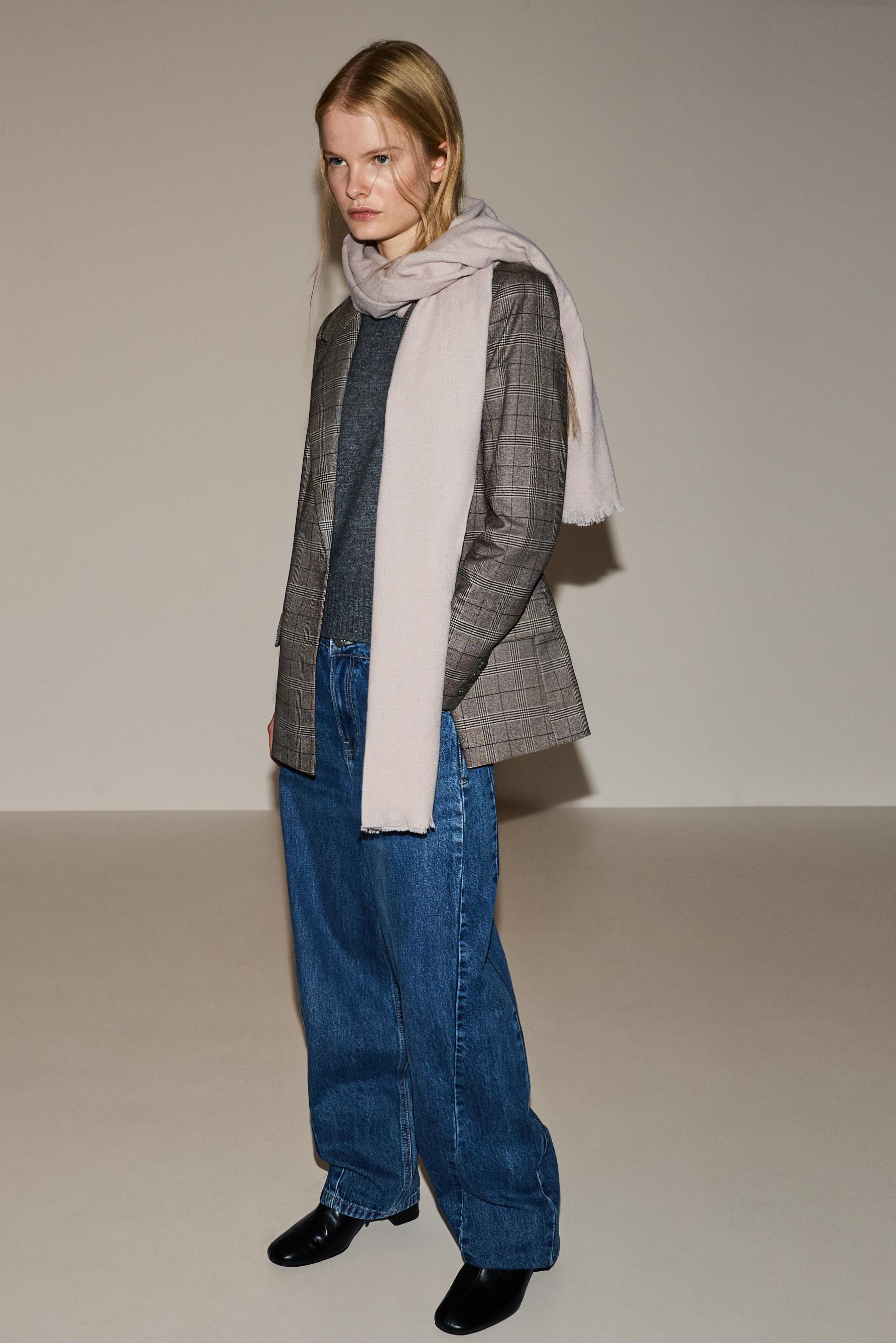 Pañuelo liso desflecado