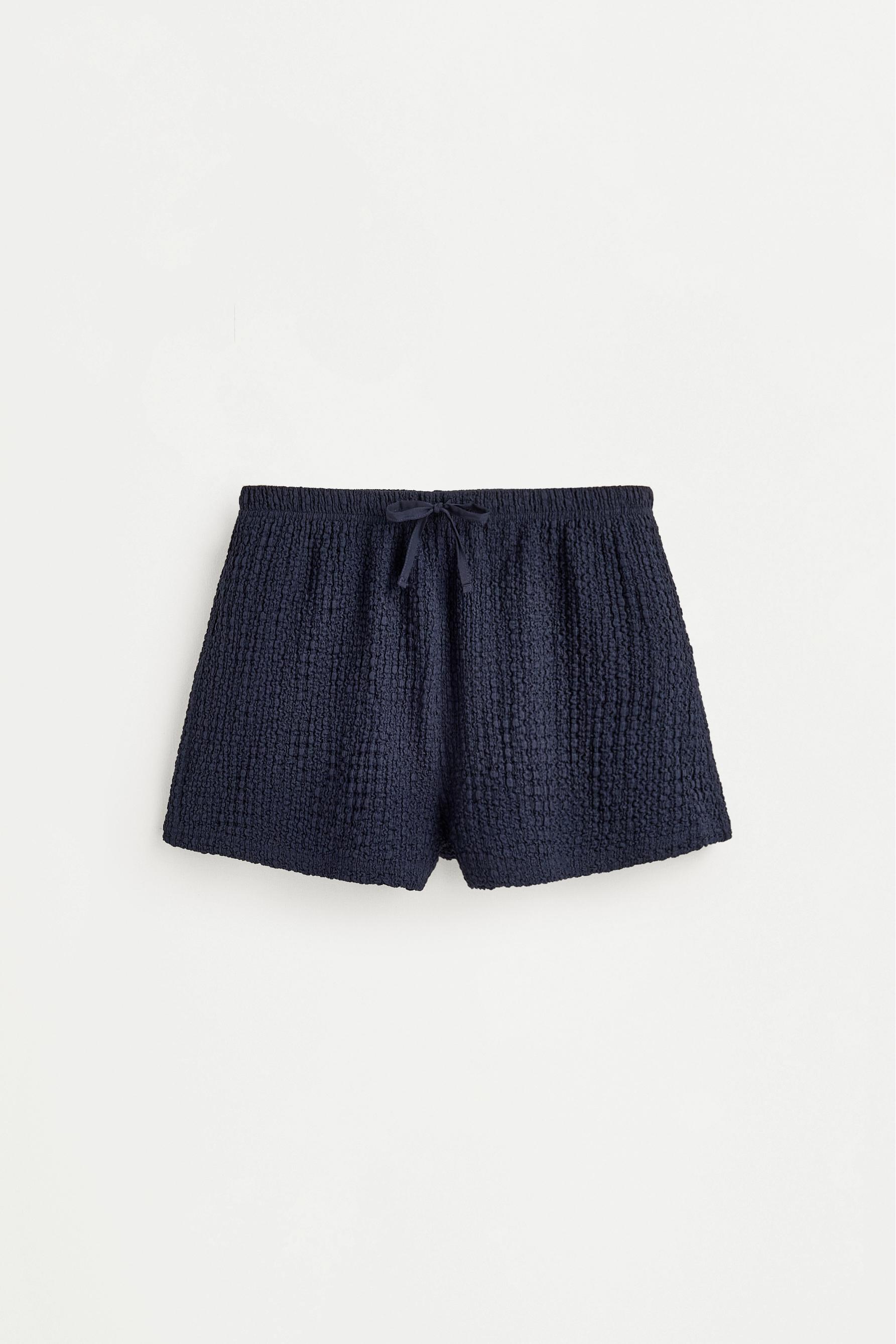 Textured shorts — NAVY