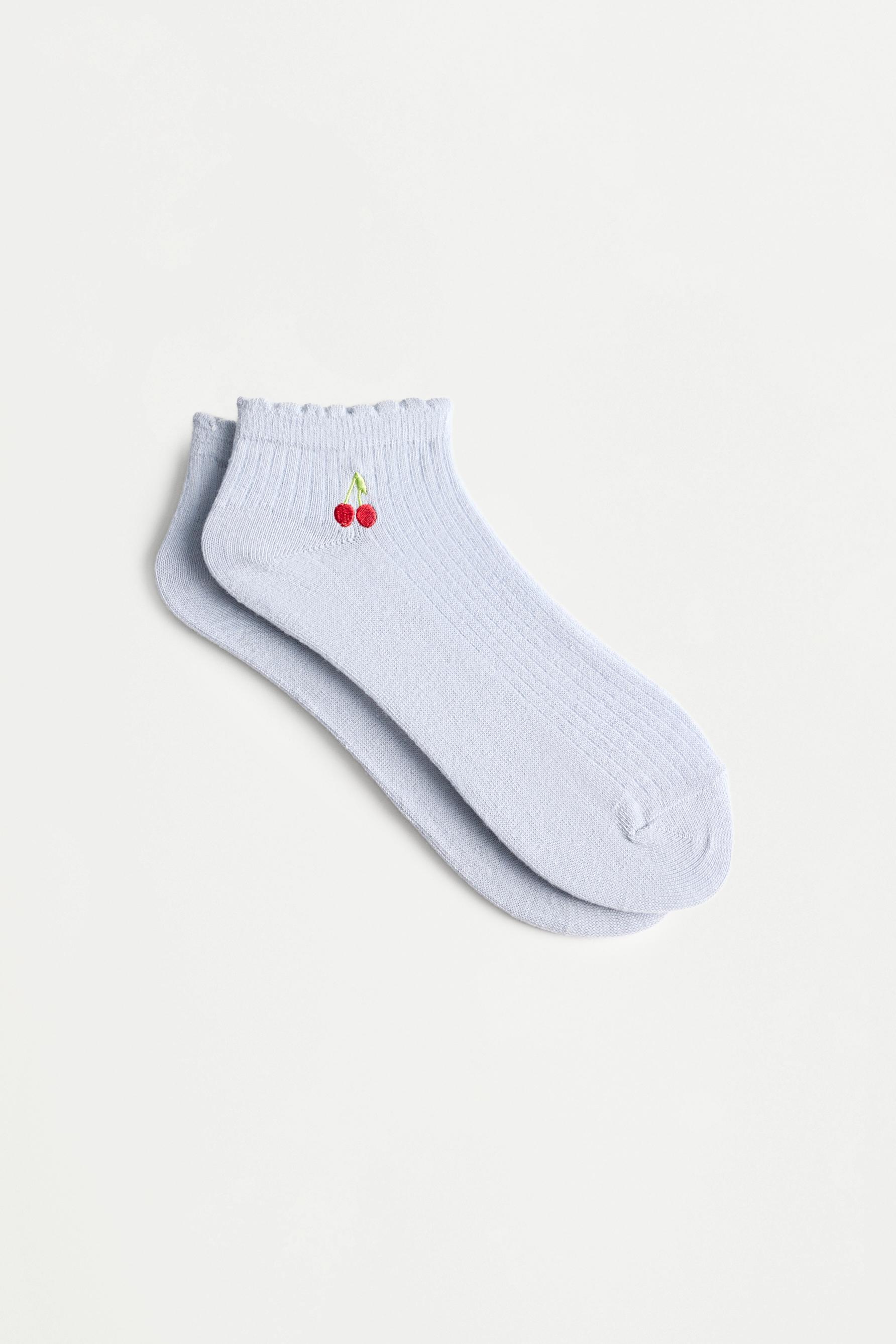 4-pack of contrast ankle socks — WHITE