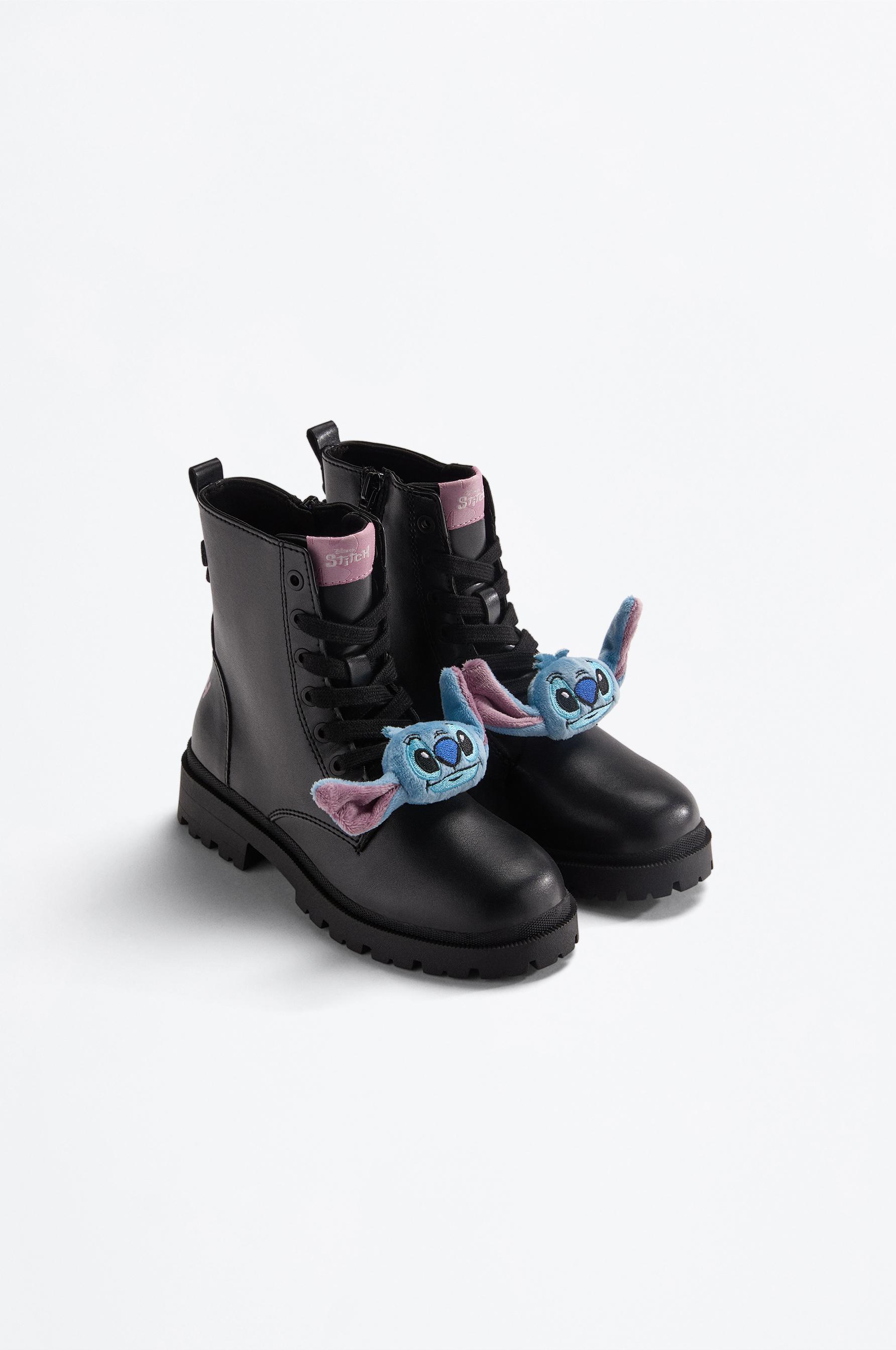 Stitch ©Disney Boot — BLACK