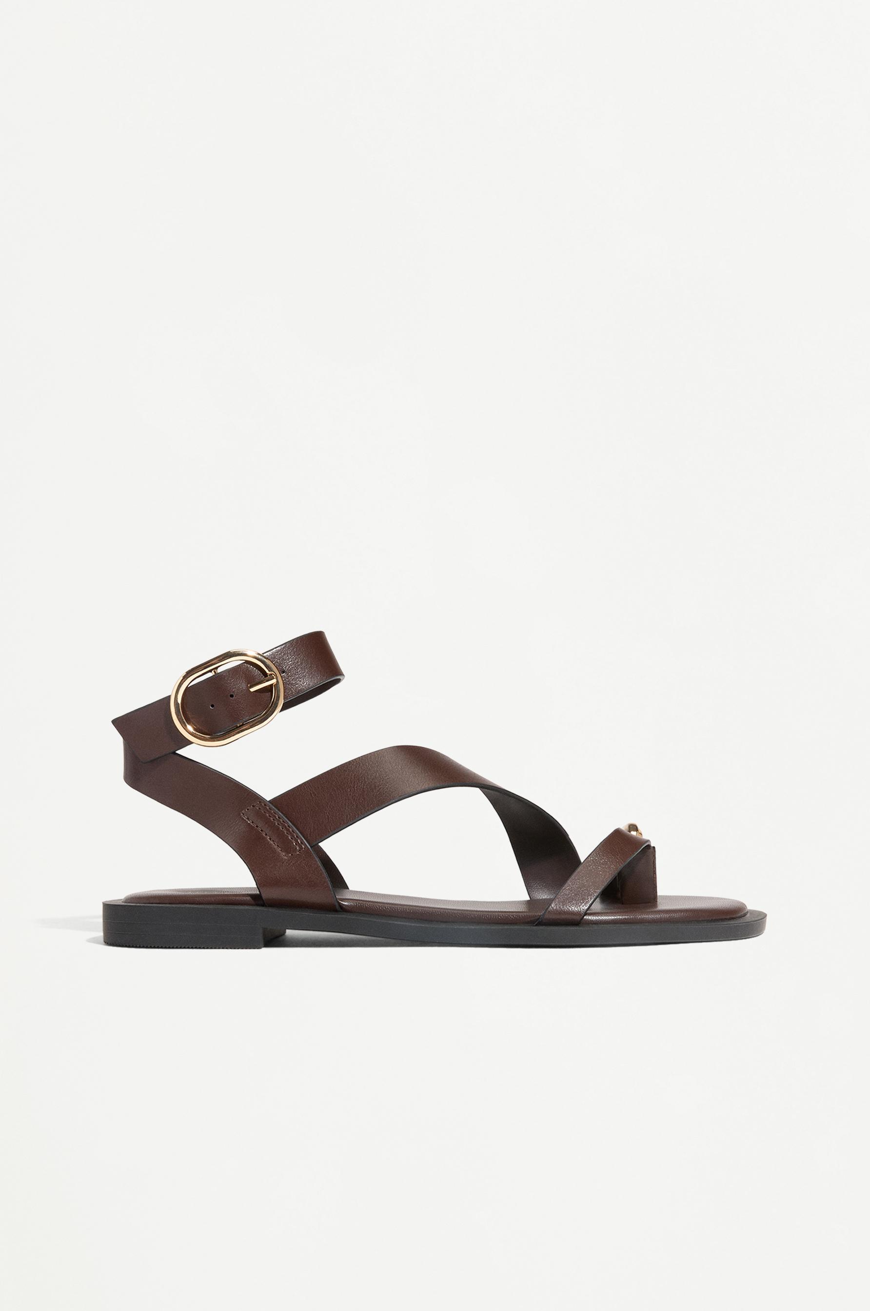 Flat slider sandals — BROWN