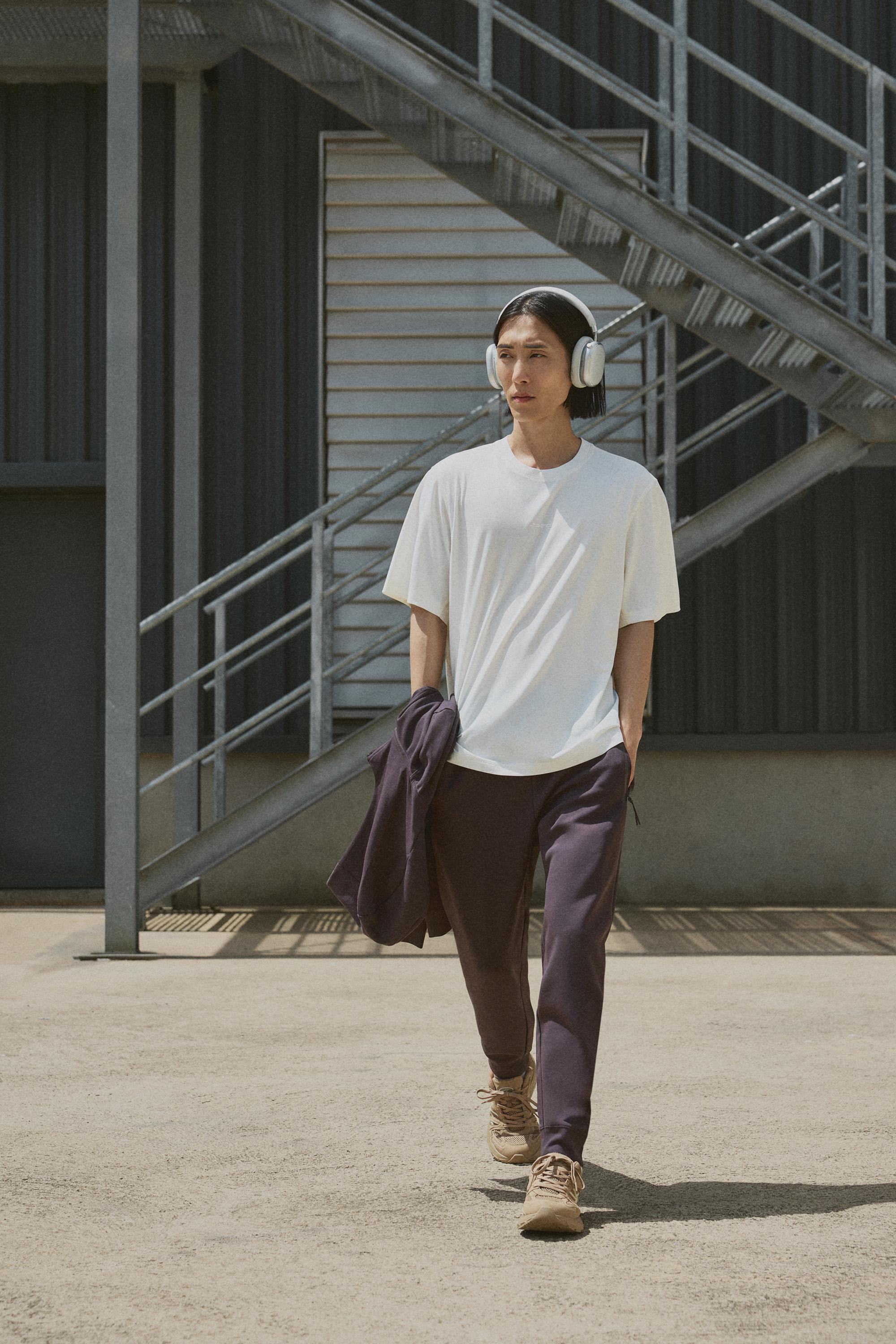 Basic training T-shirt — OFF WHITE