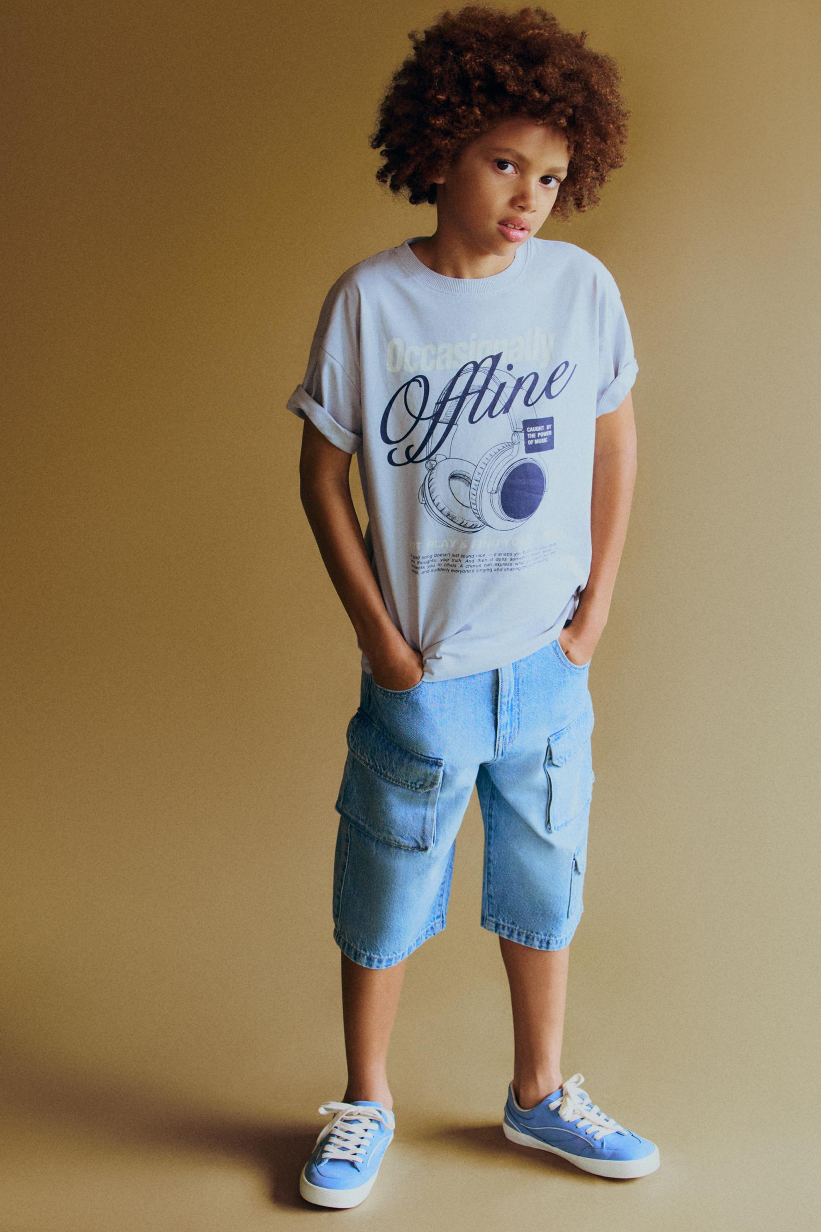 Multi-pocket denim cargo Bermuda shorts — BLUE