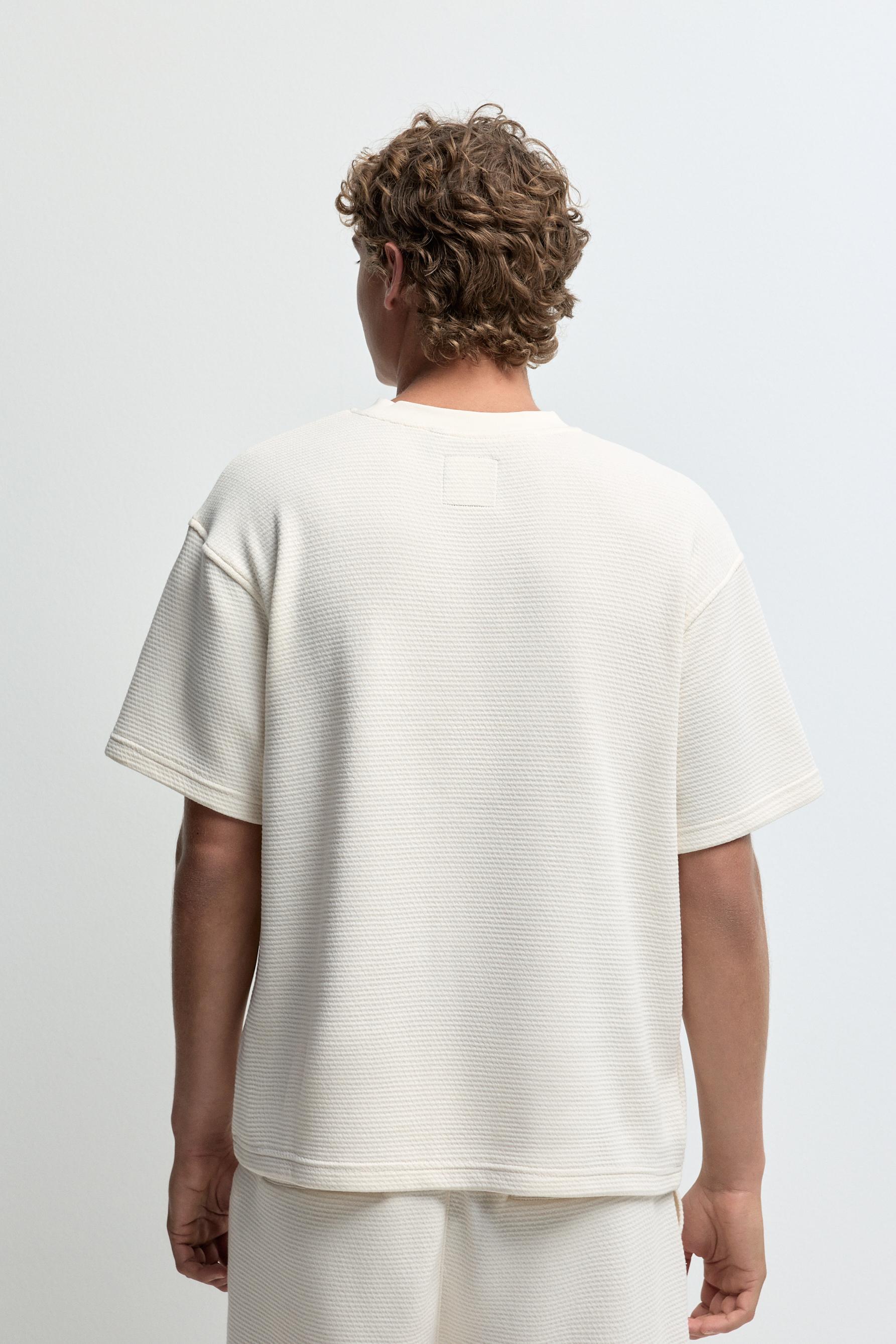 Waffle-knit textured T-shirt — ECRU