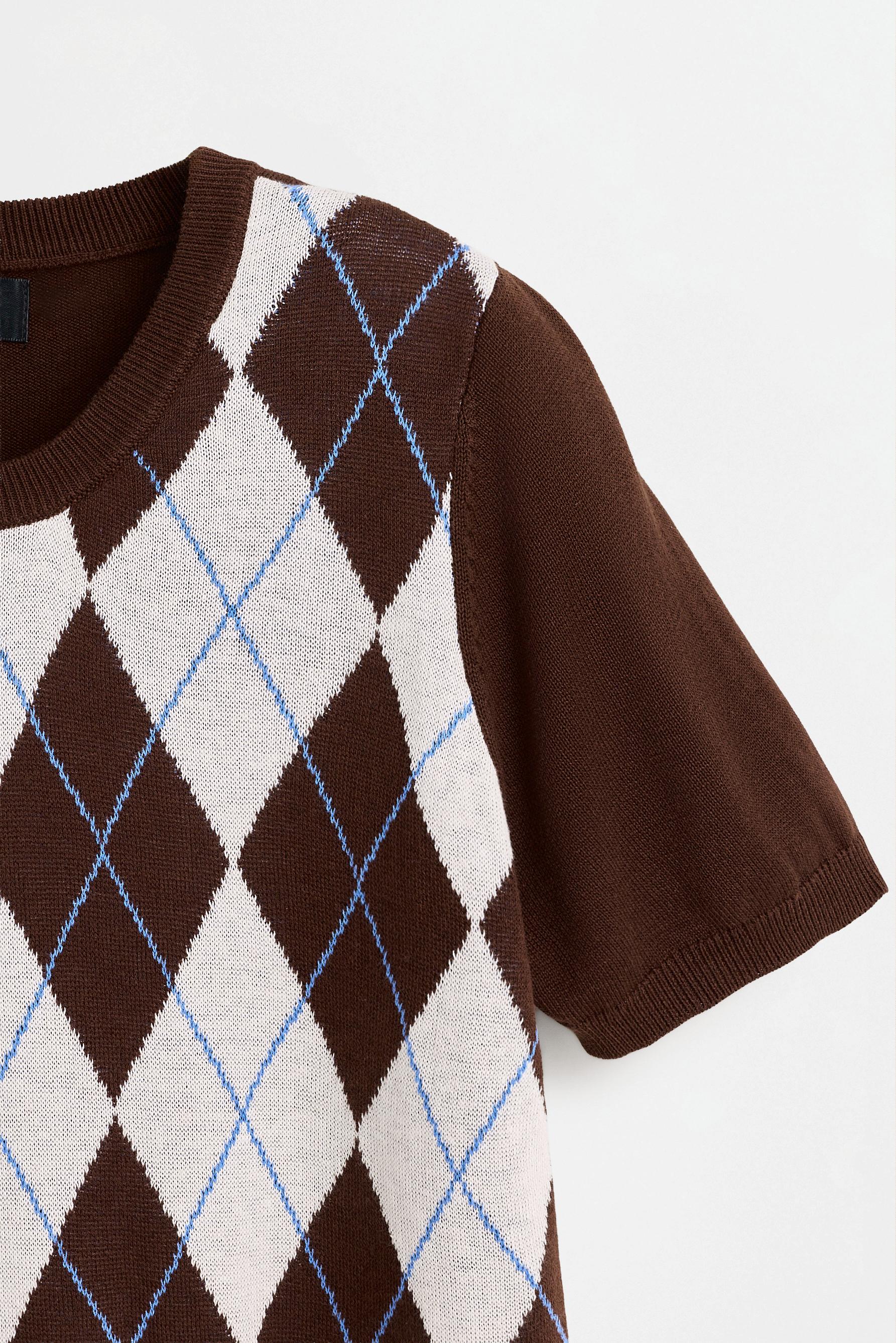 Argyle print sweater — BROWN