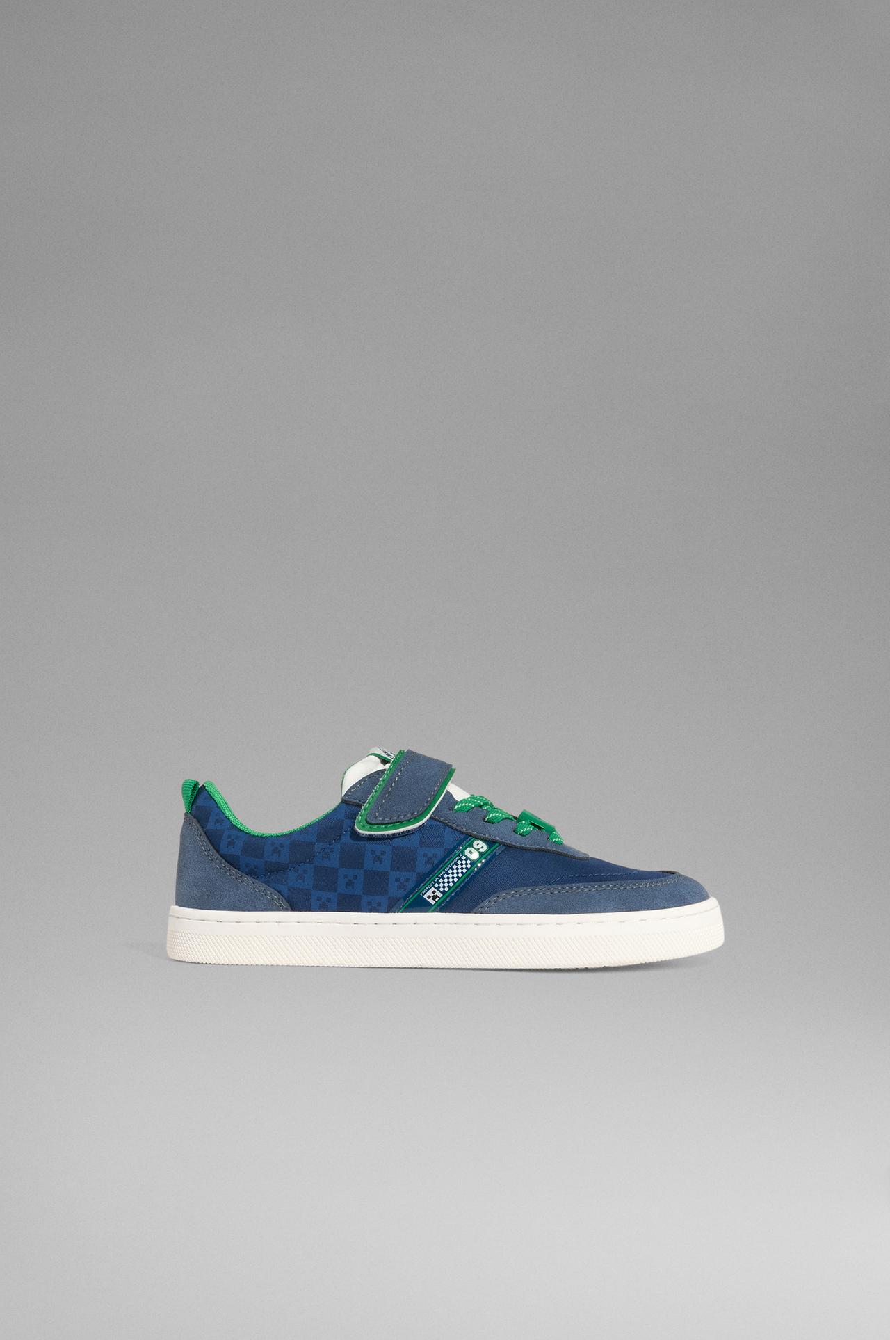 MINECRAFT BAREFOOT SLIPPER — BLUE