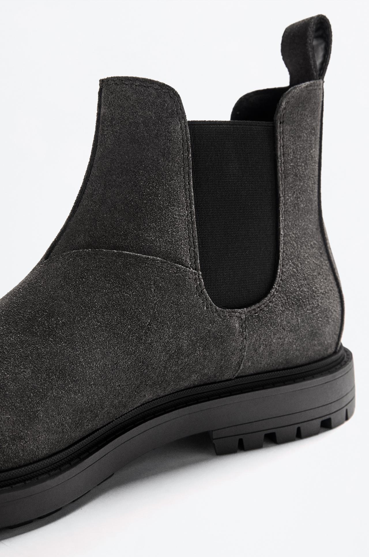 Leather Chelsea ankle boots — GREY