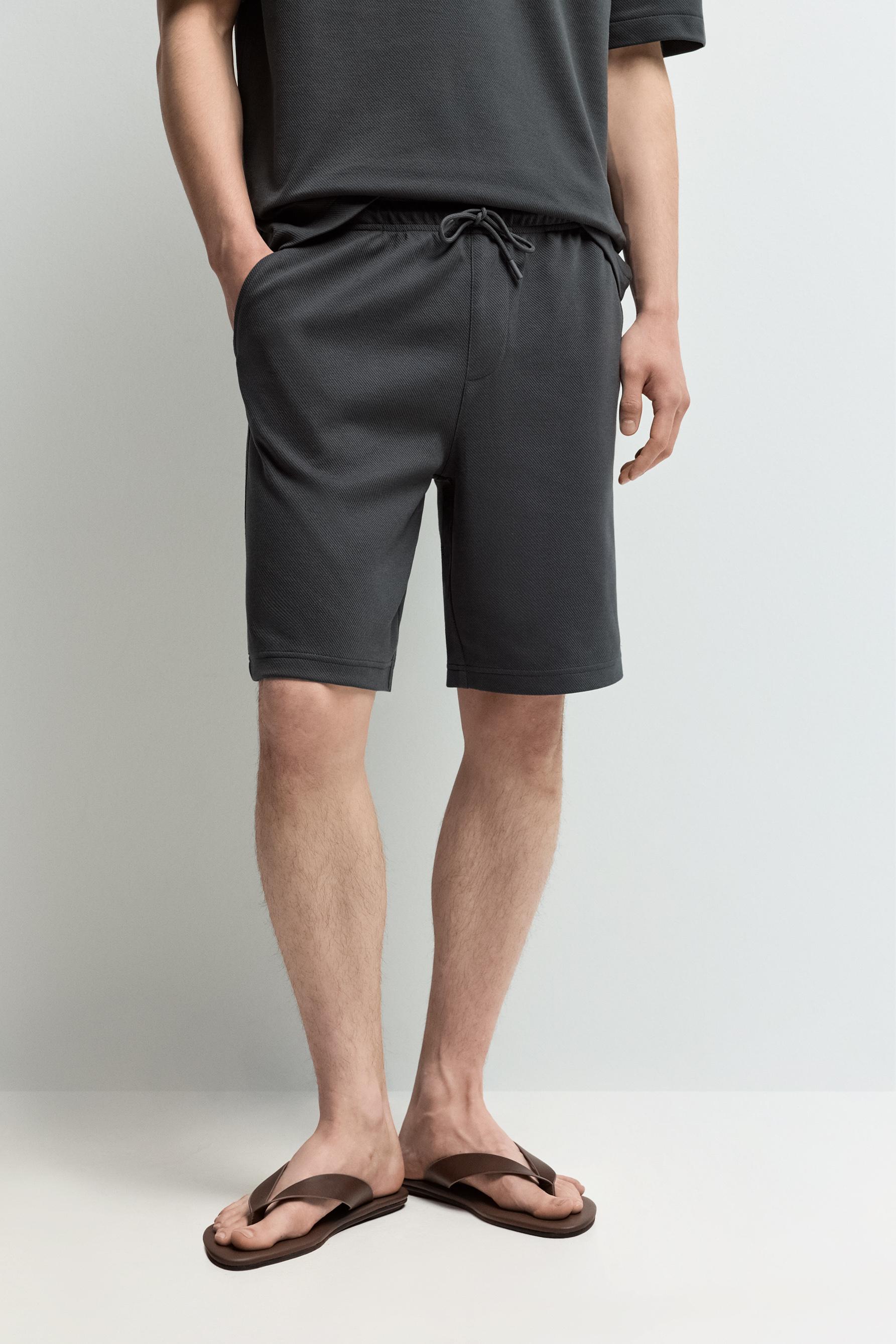 Jogger Bermuda shorts — LEAD