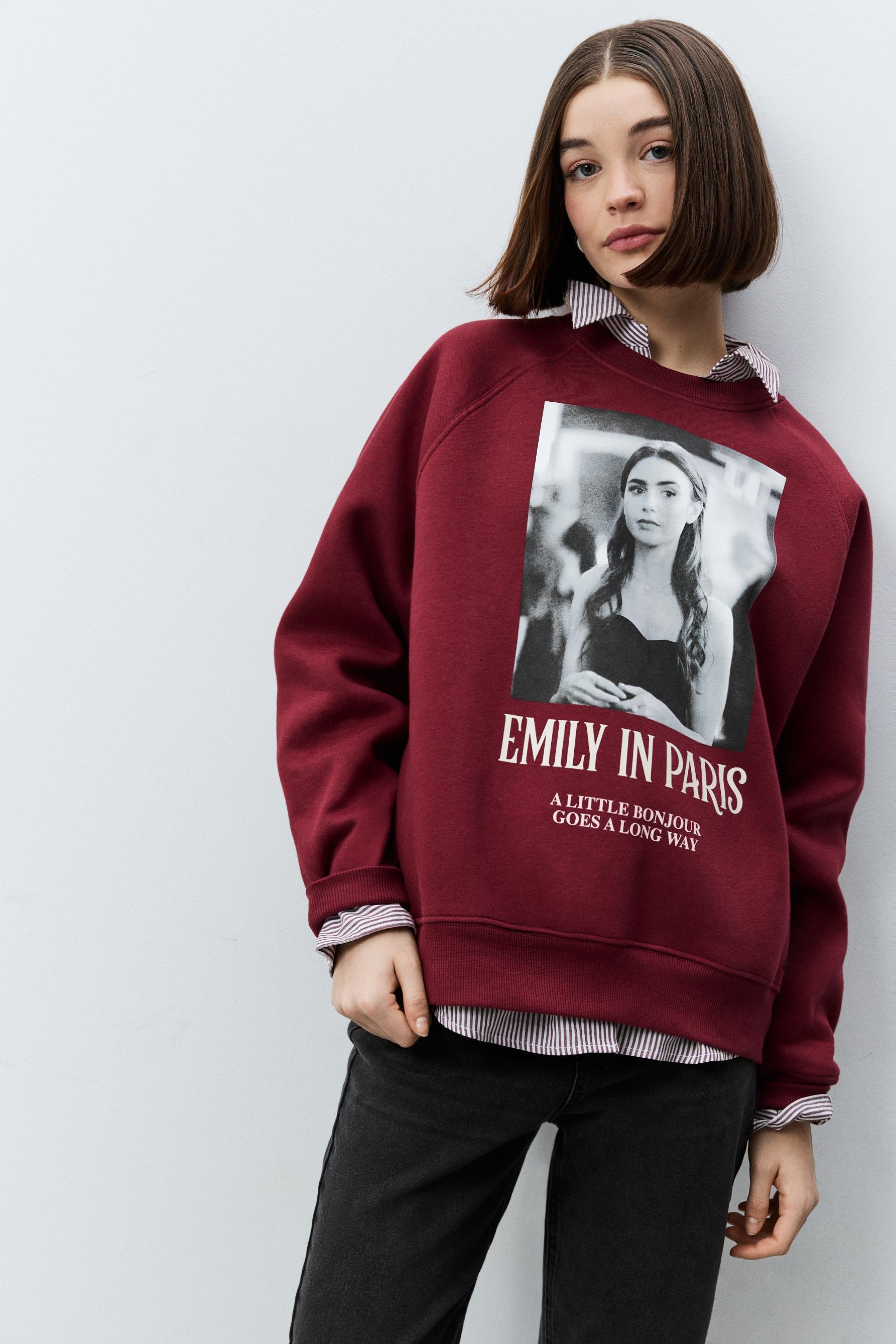 Sudadera estampados Emily in Paris™/© Netflix