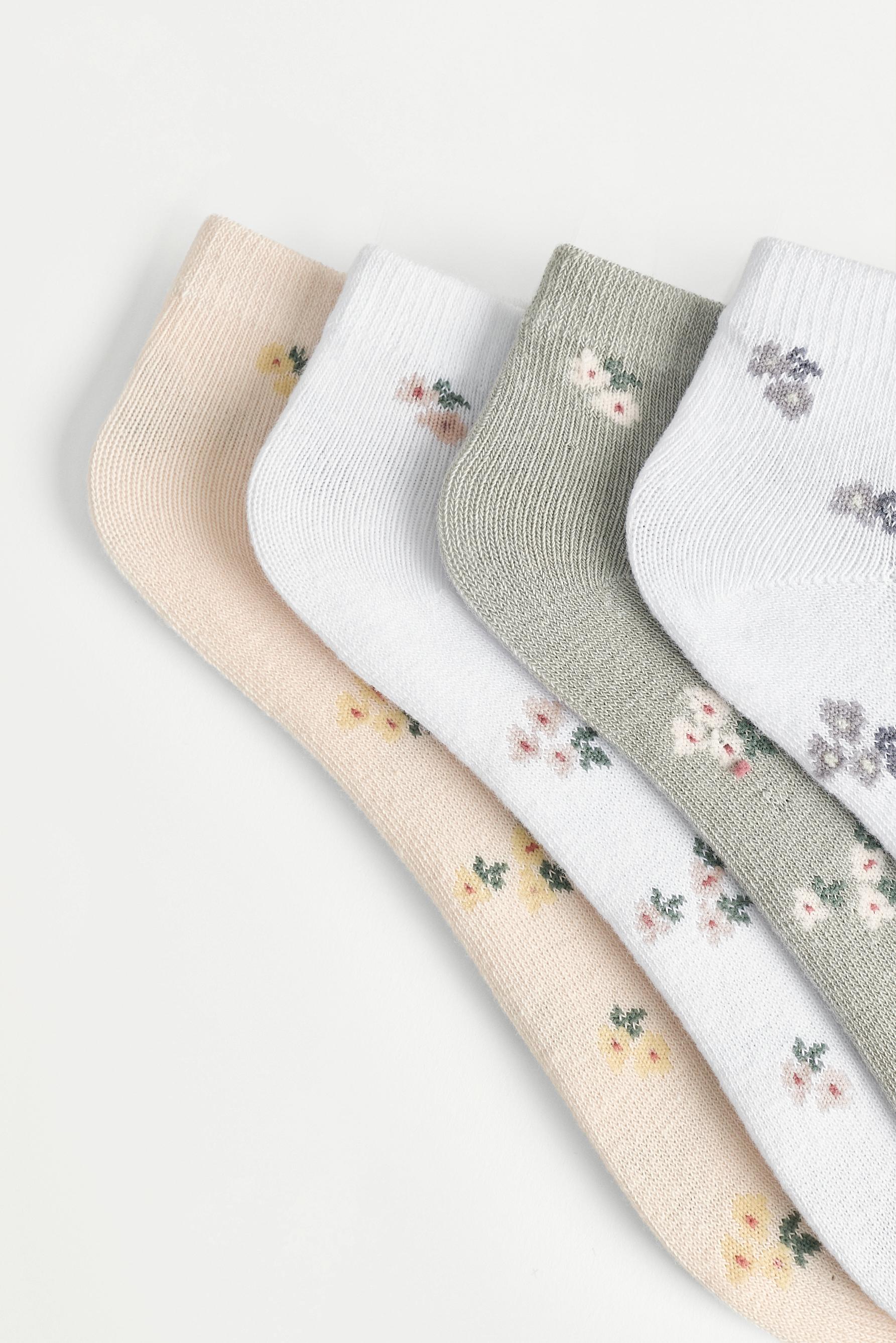4-Pack of Assorted Ankle Socks — GREY TONES