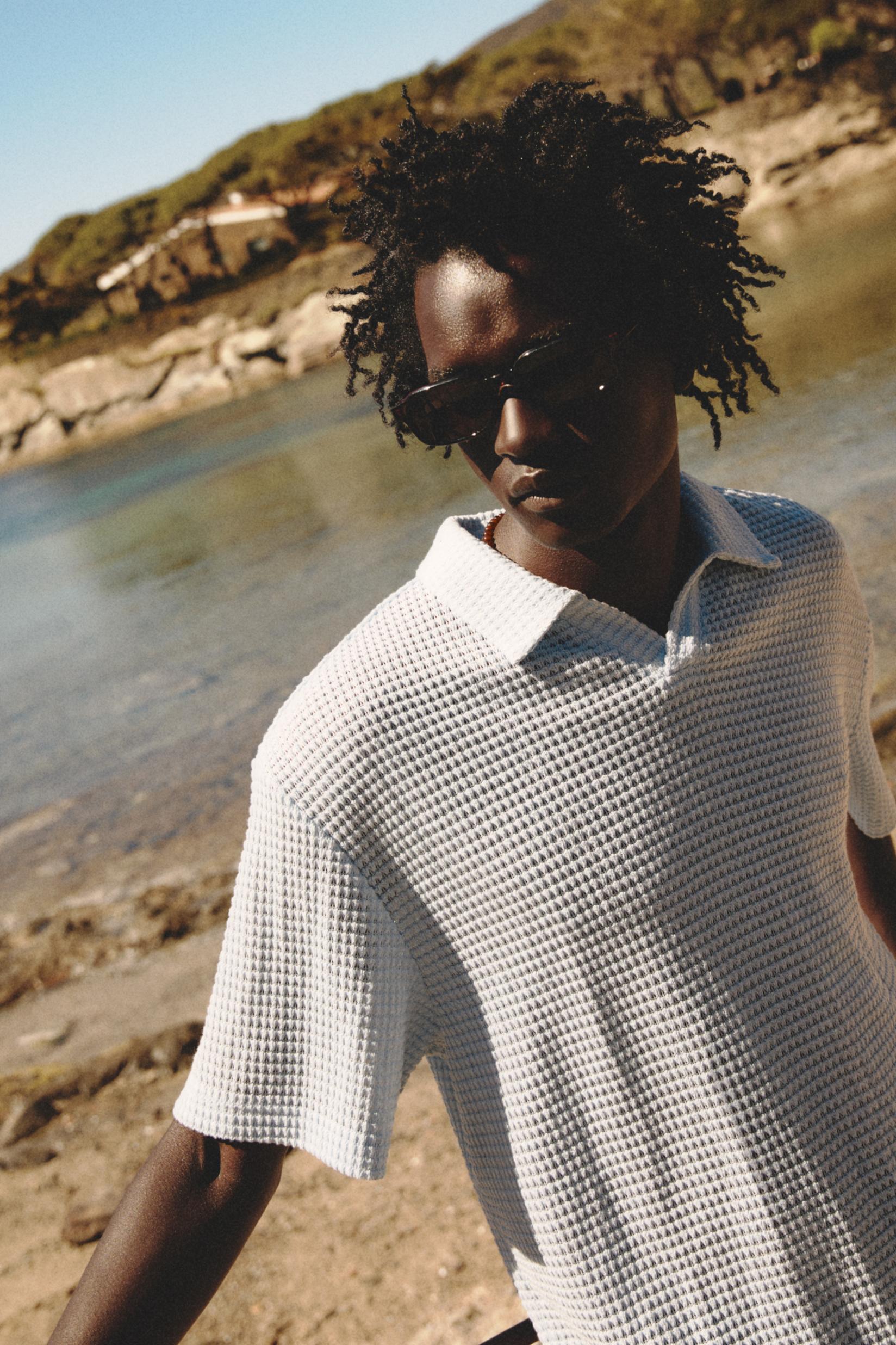 Textured polo shirt — PALE BLUE