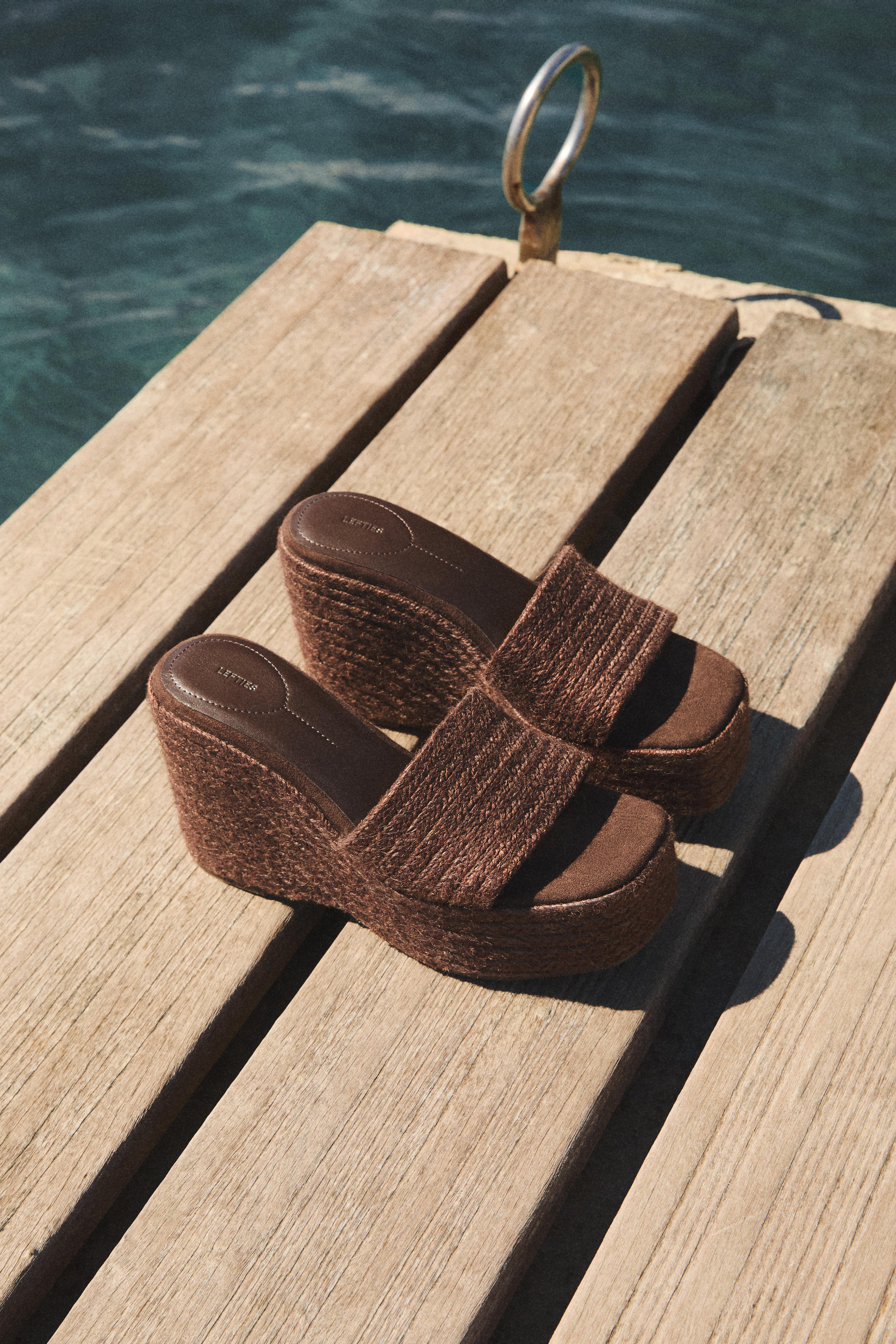 Women's raffia wedge sandals — BROWN