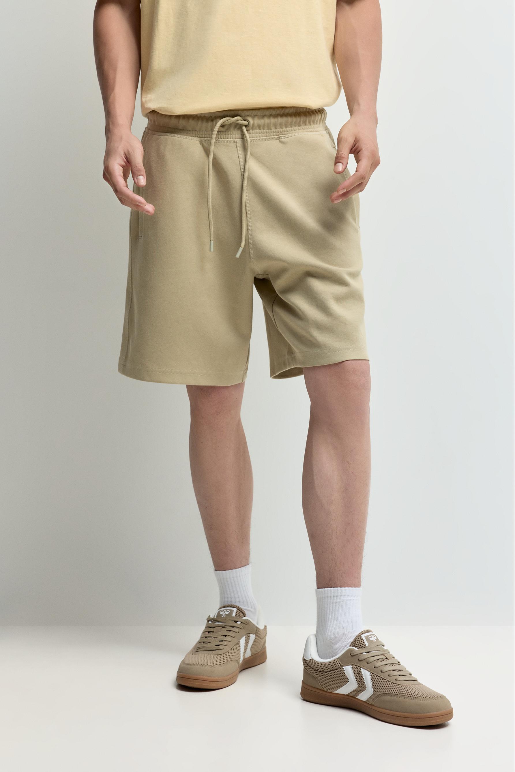 Interlock Bermuda shorts — PALE GREEN