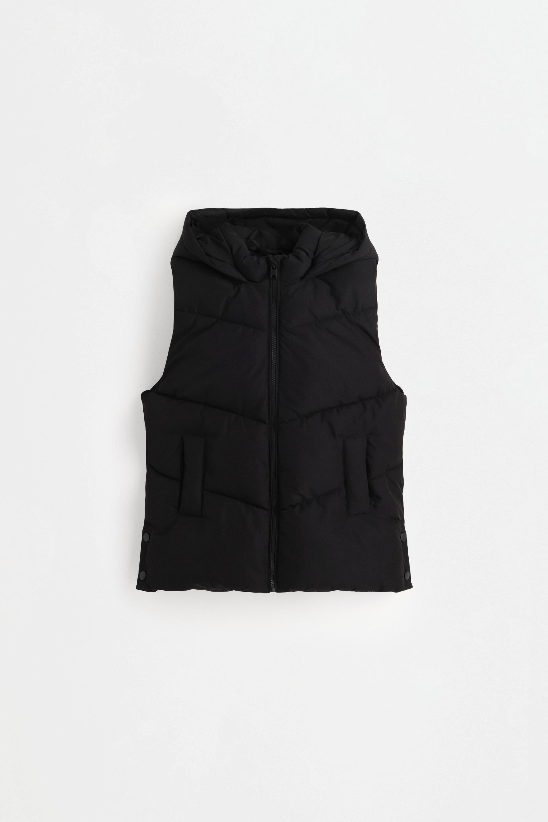 Long padded gilet — BLACK