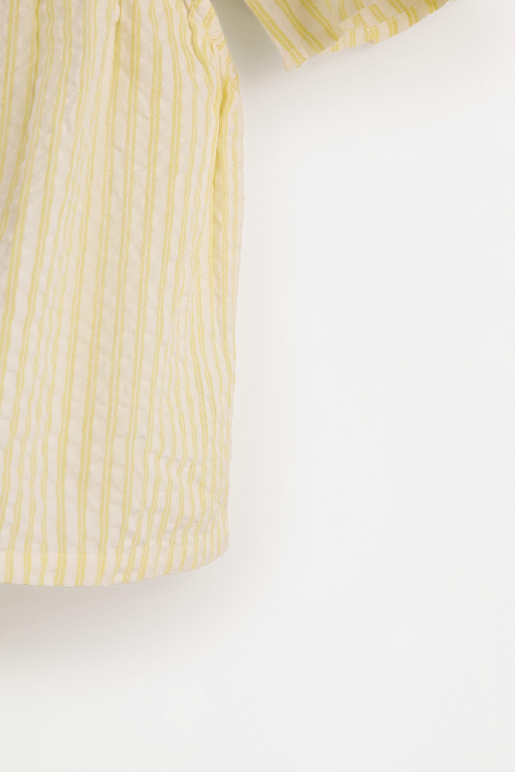Striped seersucker top — YELLOW