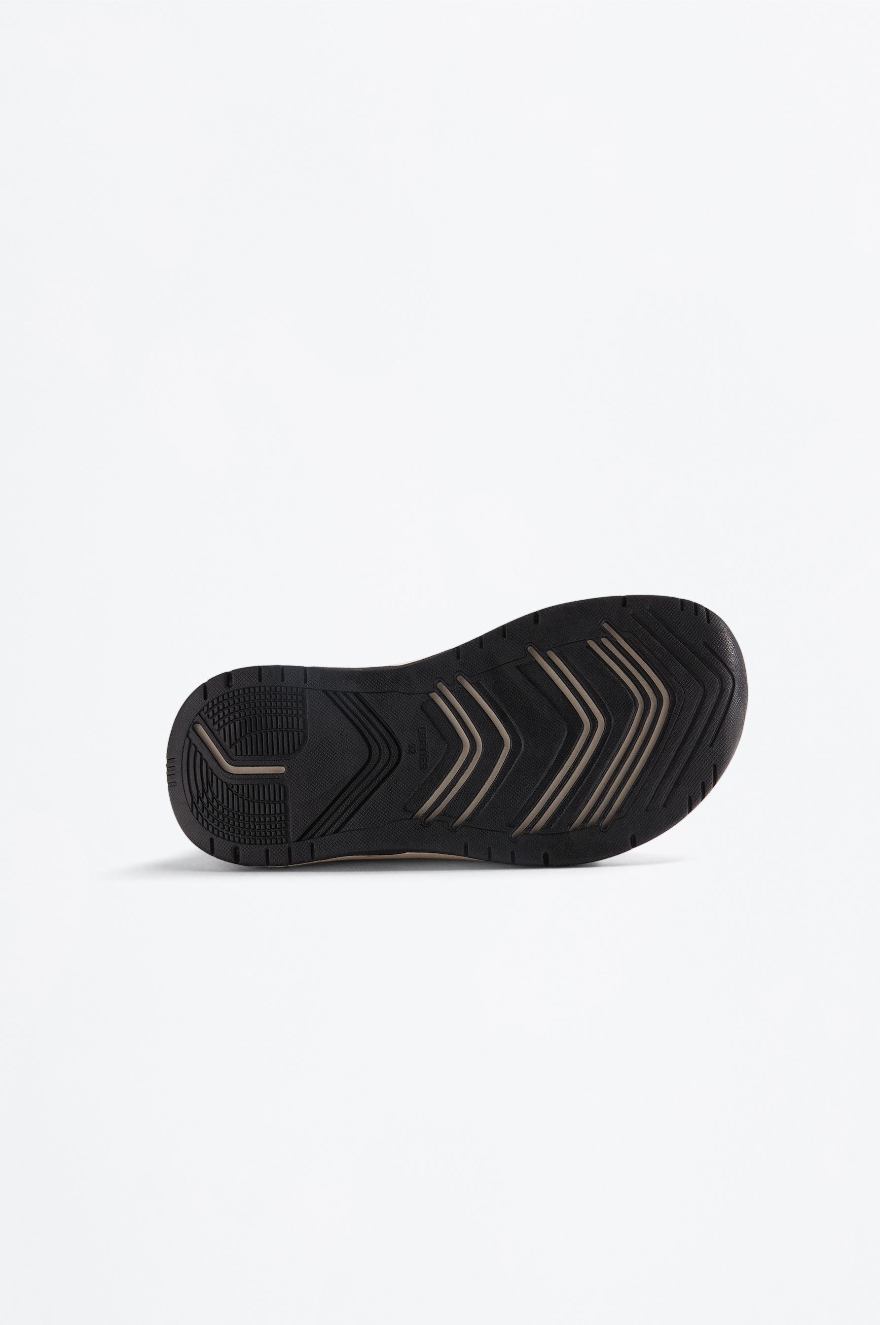 CASUAL BAREFOOT SNEAKER — MAUVE