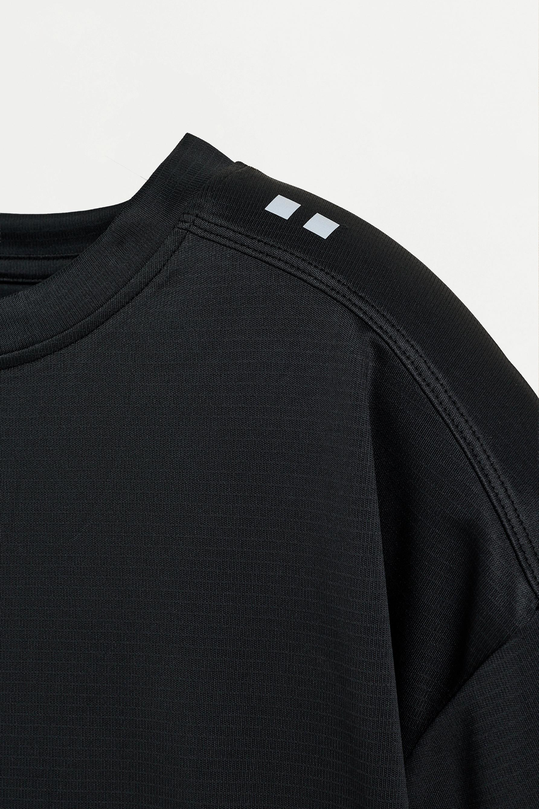 Sports T-shirt — BLACK
