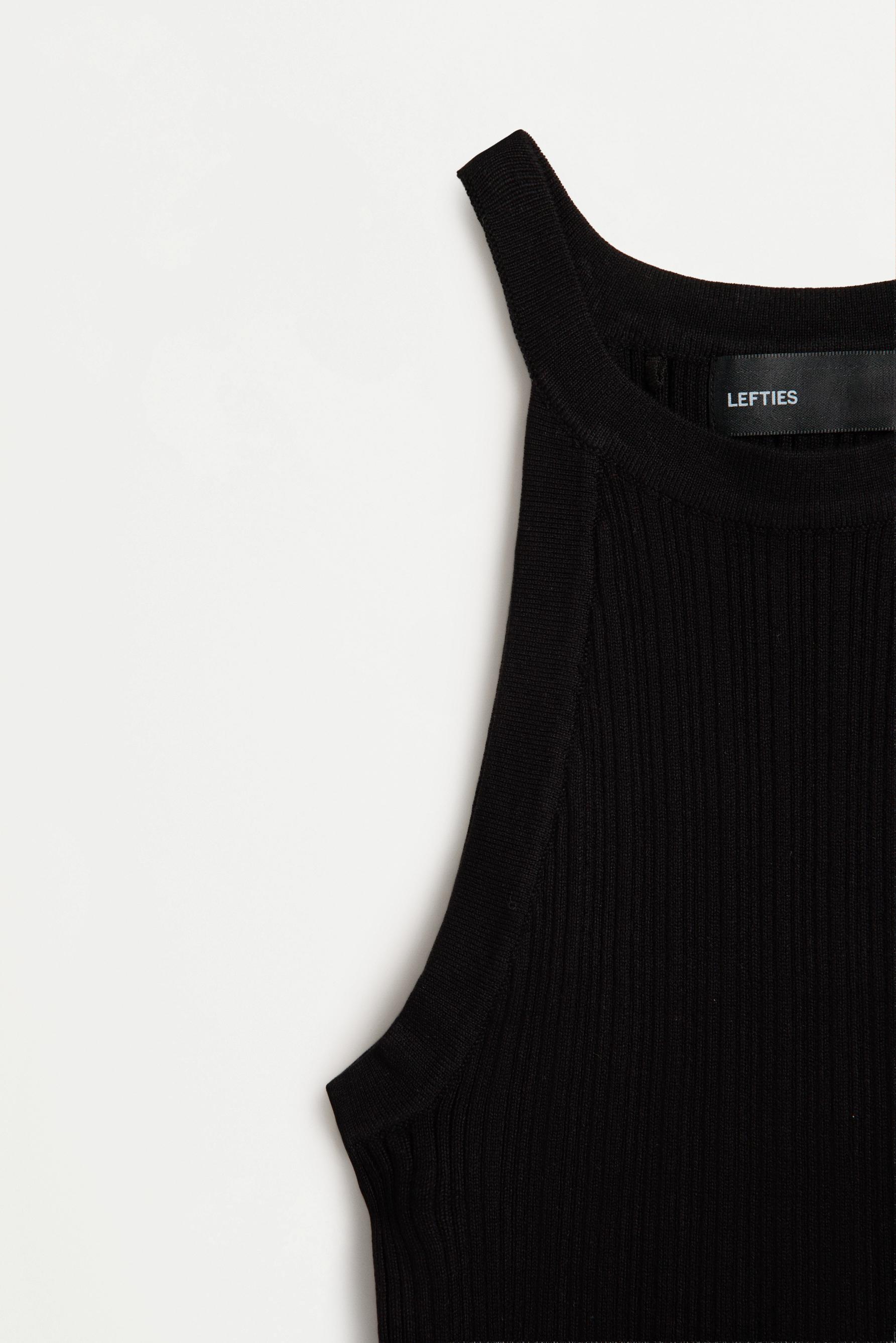 Ribbed halter top — BLACK