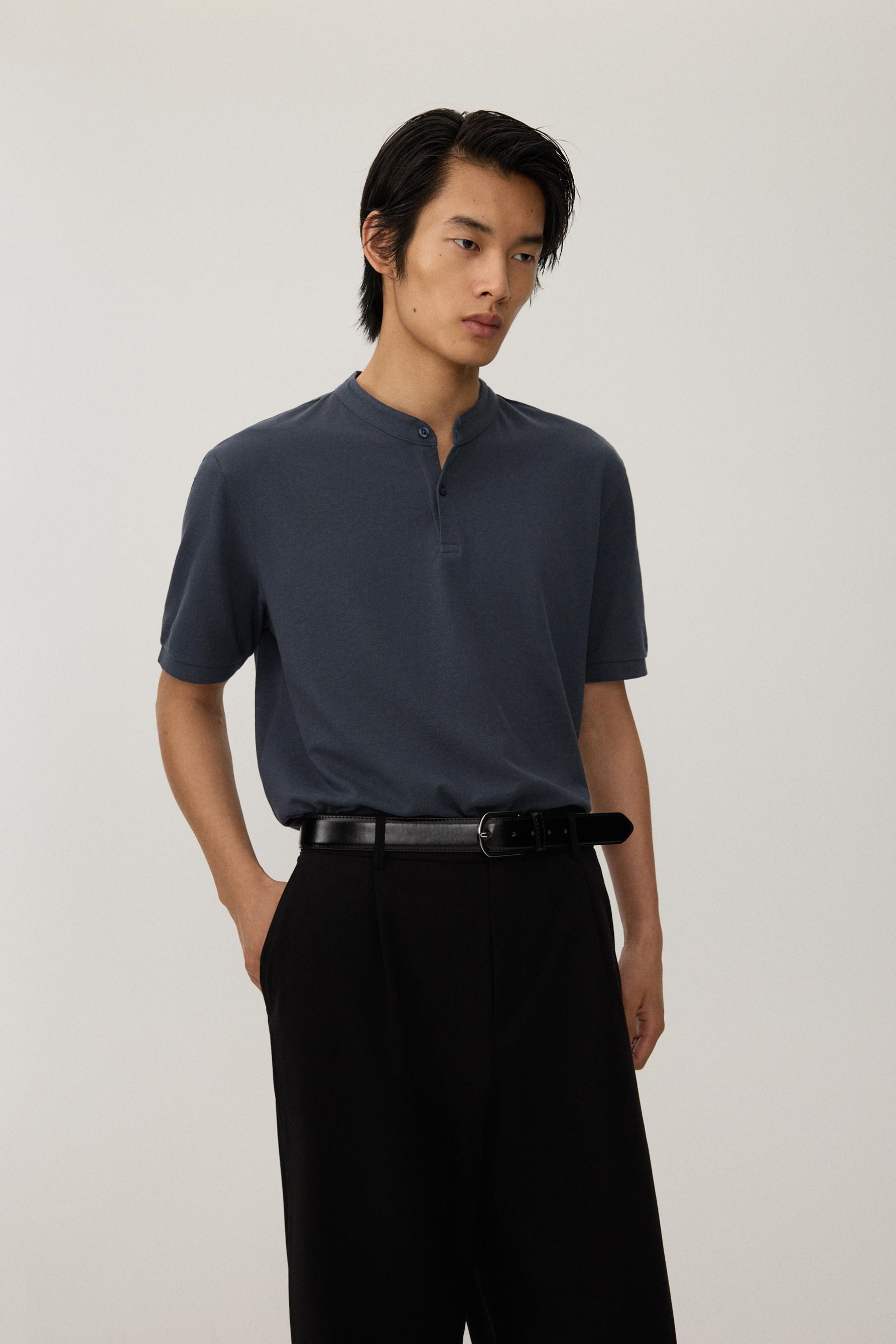 Polo básico cuello mao